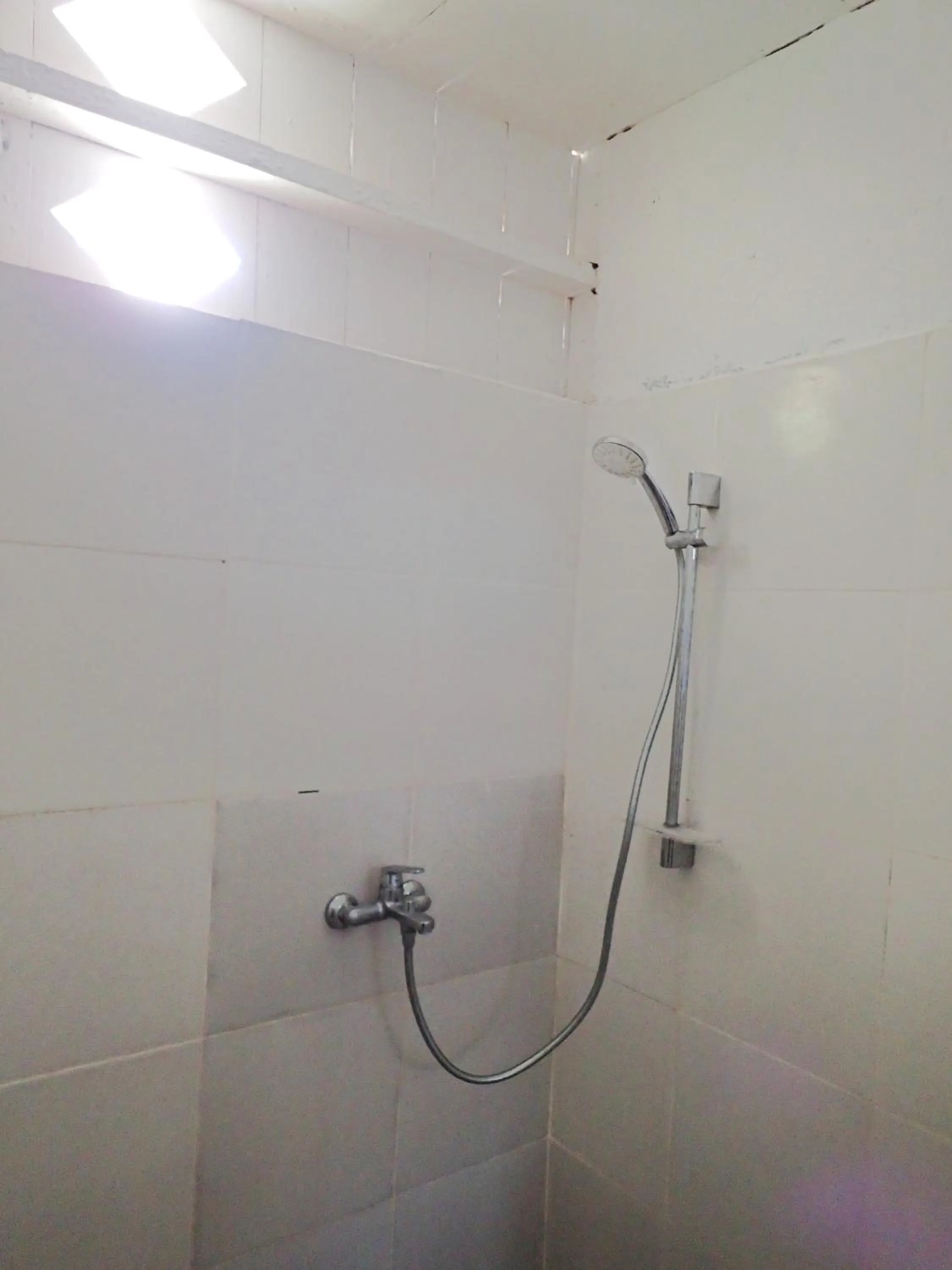 Shower in Scuba Republic Beach Bungalows
