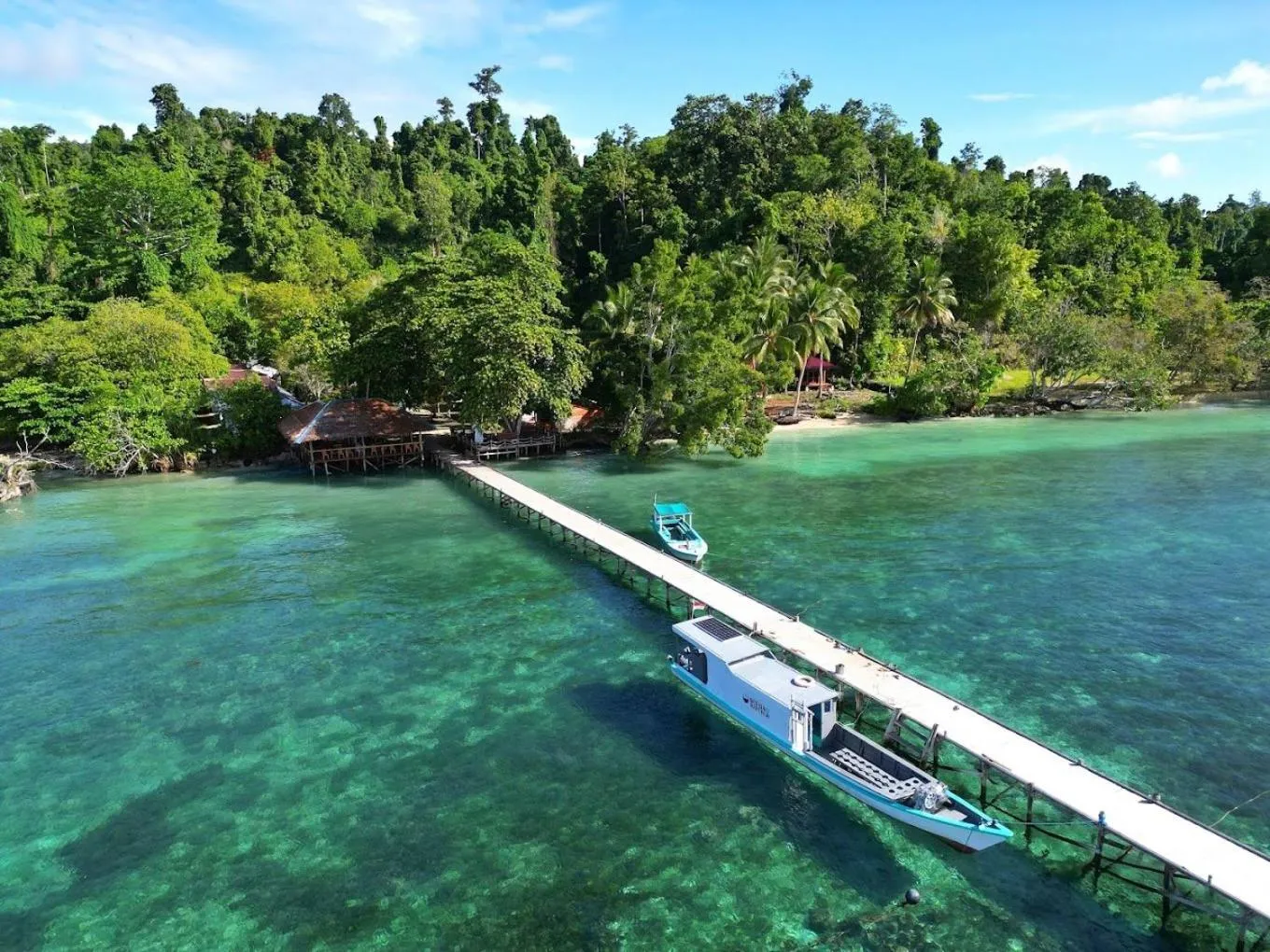 Property building in Scuba Republic Beach Bungalows