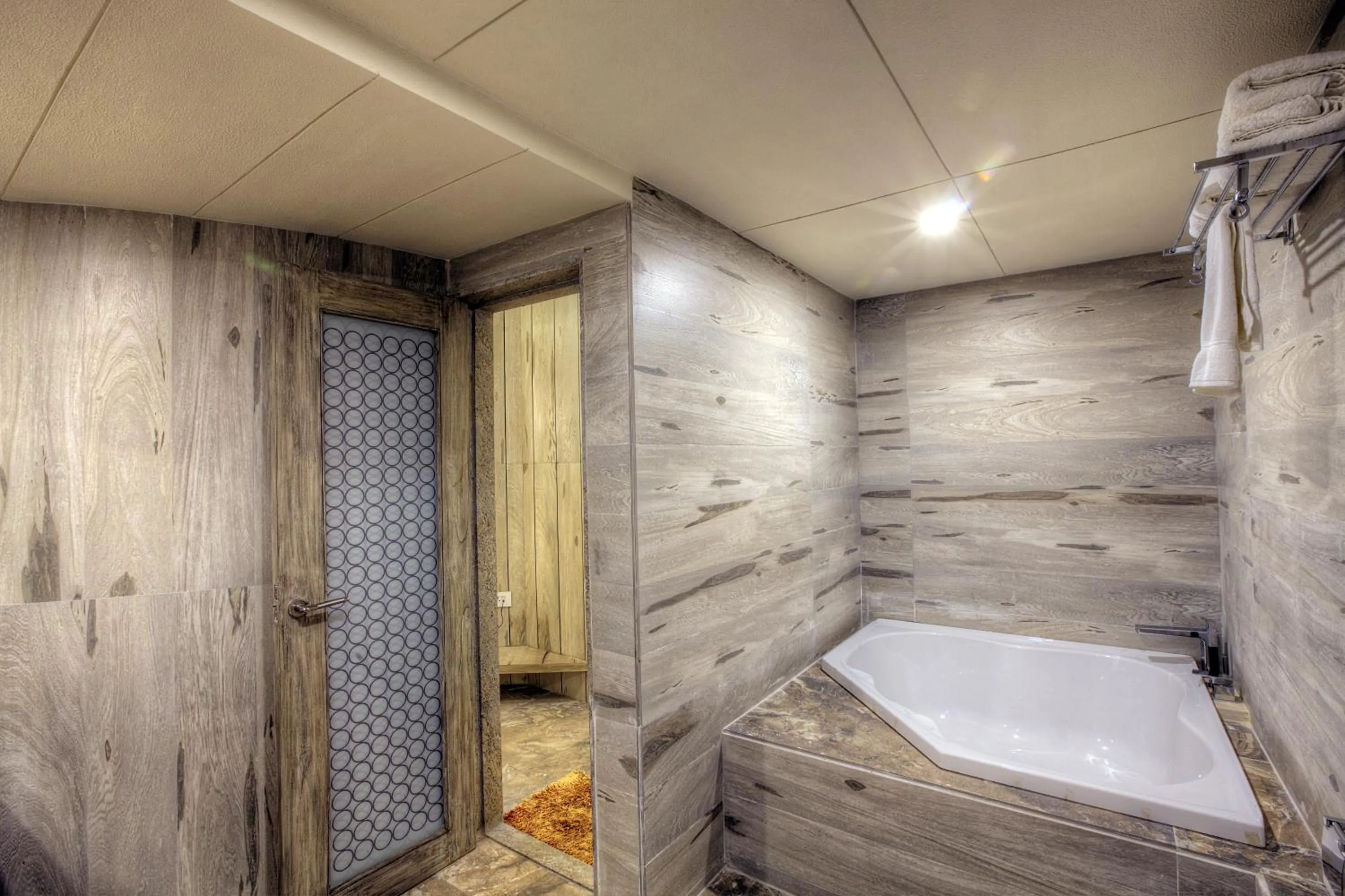 Bathroom in Scenaria Hotel - Navrangpura, Ahmedabad