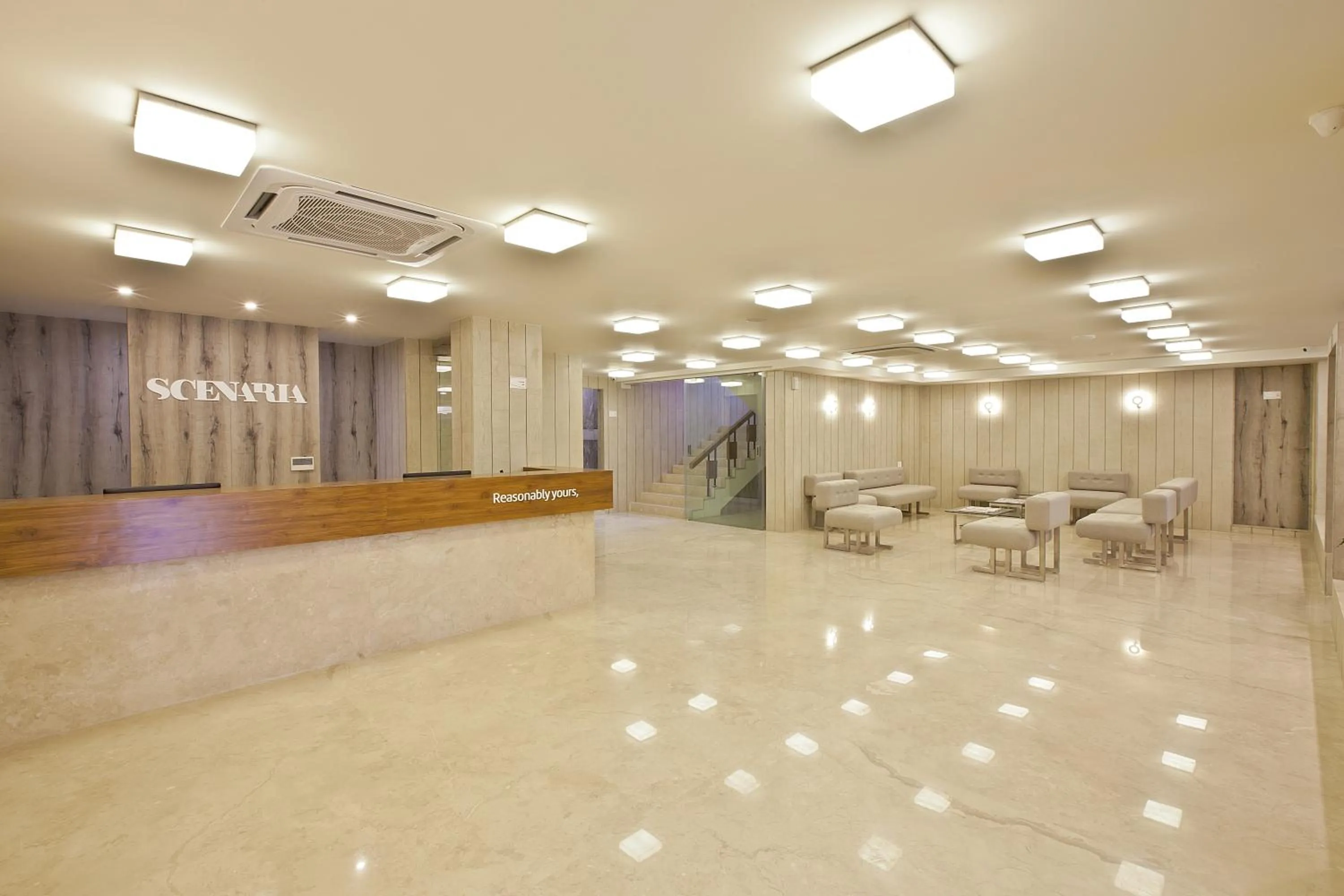 Lobby or reception in Scenaria Hotel - Navrangpura, Ahmedabad