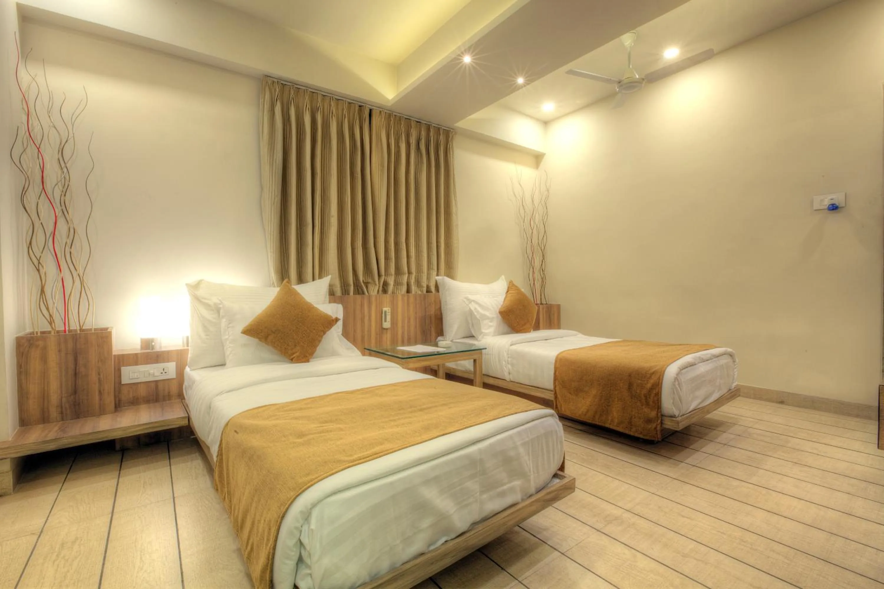Bedroom, Bed in Scenaria Hotel - Navrangpura, Ahmedabad