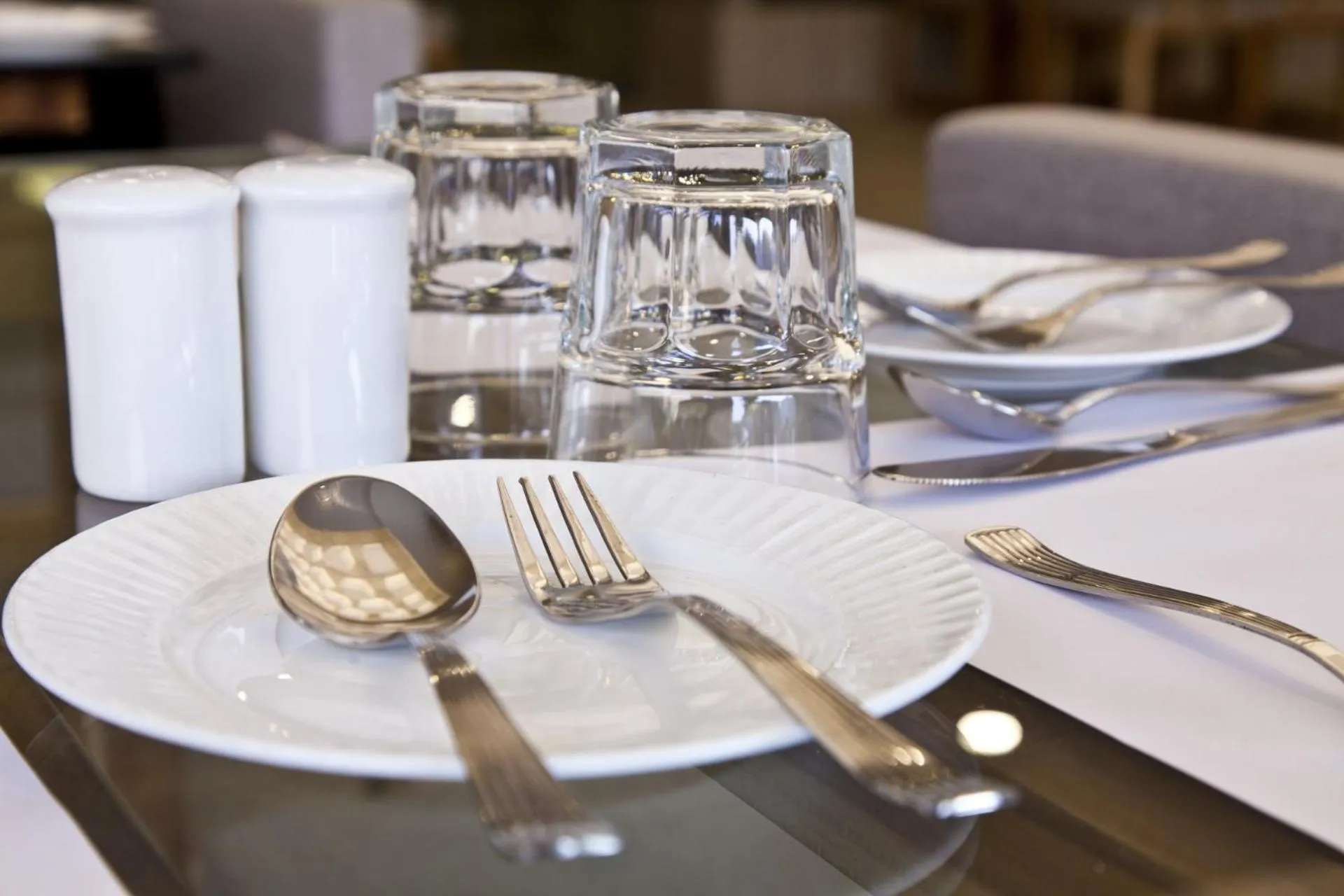 Restaurant/places to eat in Scenaria Hotel - Navrangpura, Ahmedabad