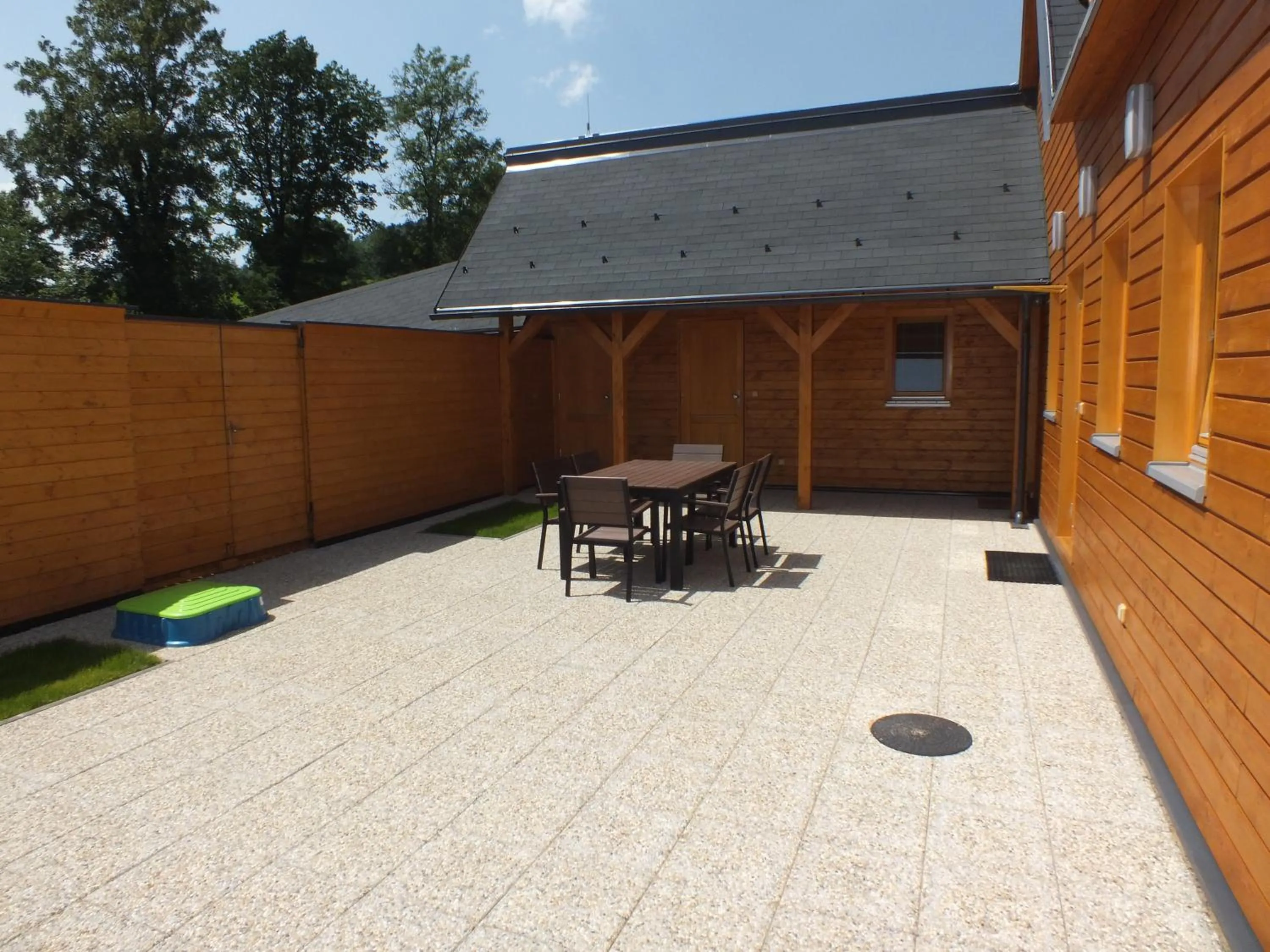 Chaty pod Sokolím Hřbetem