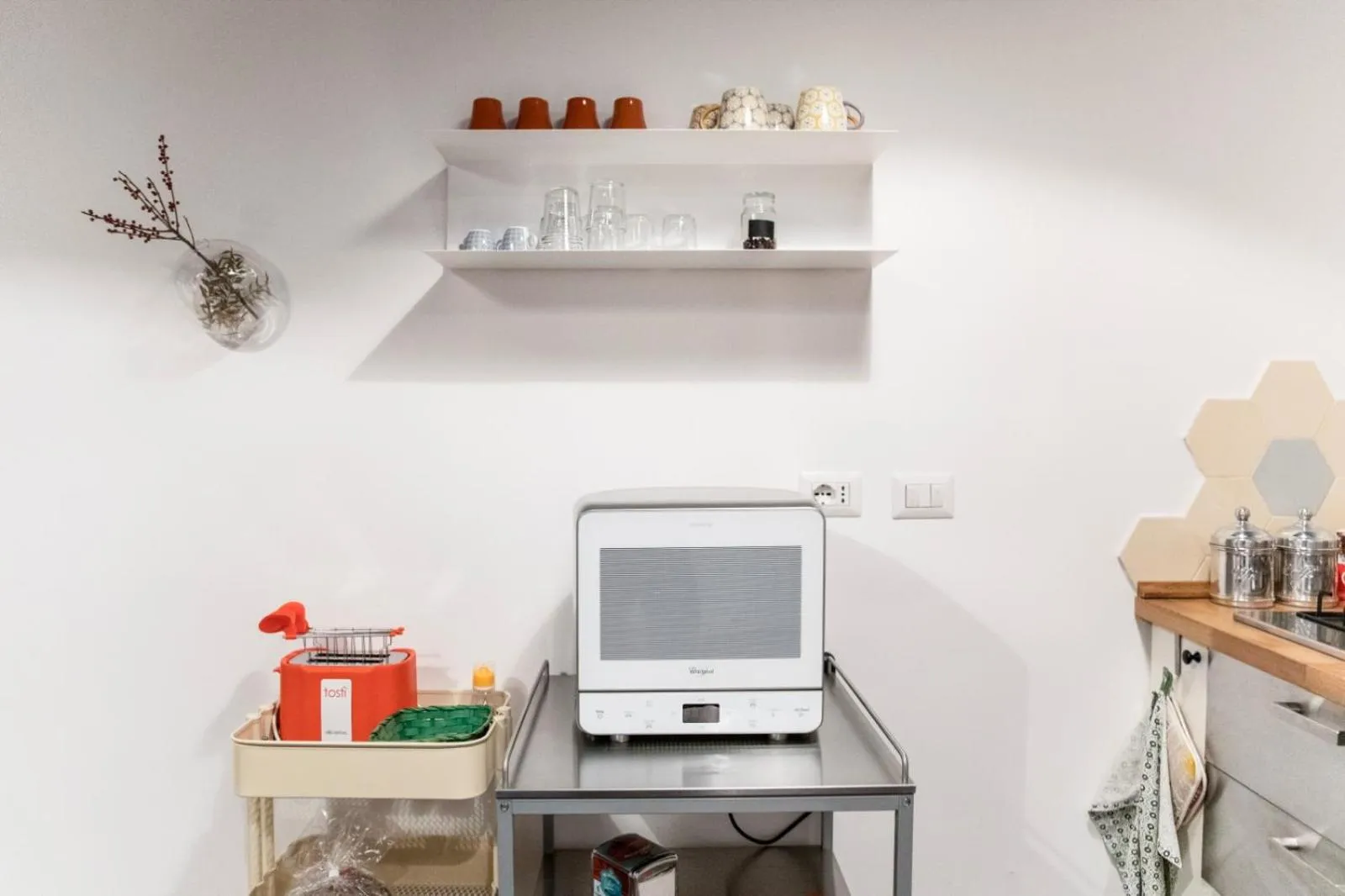 Internal: Not applicable to any particular room in Casa Magà