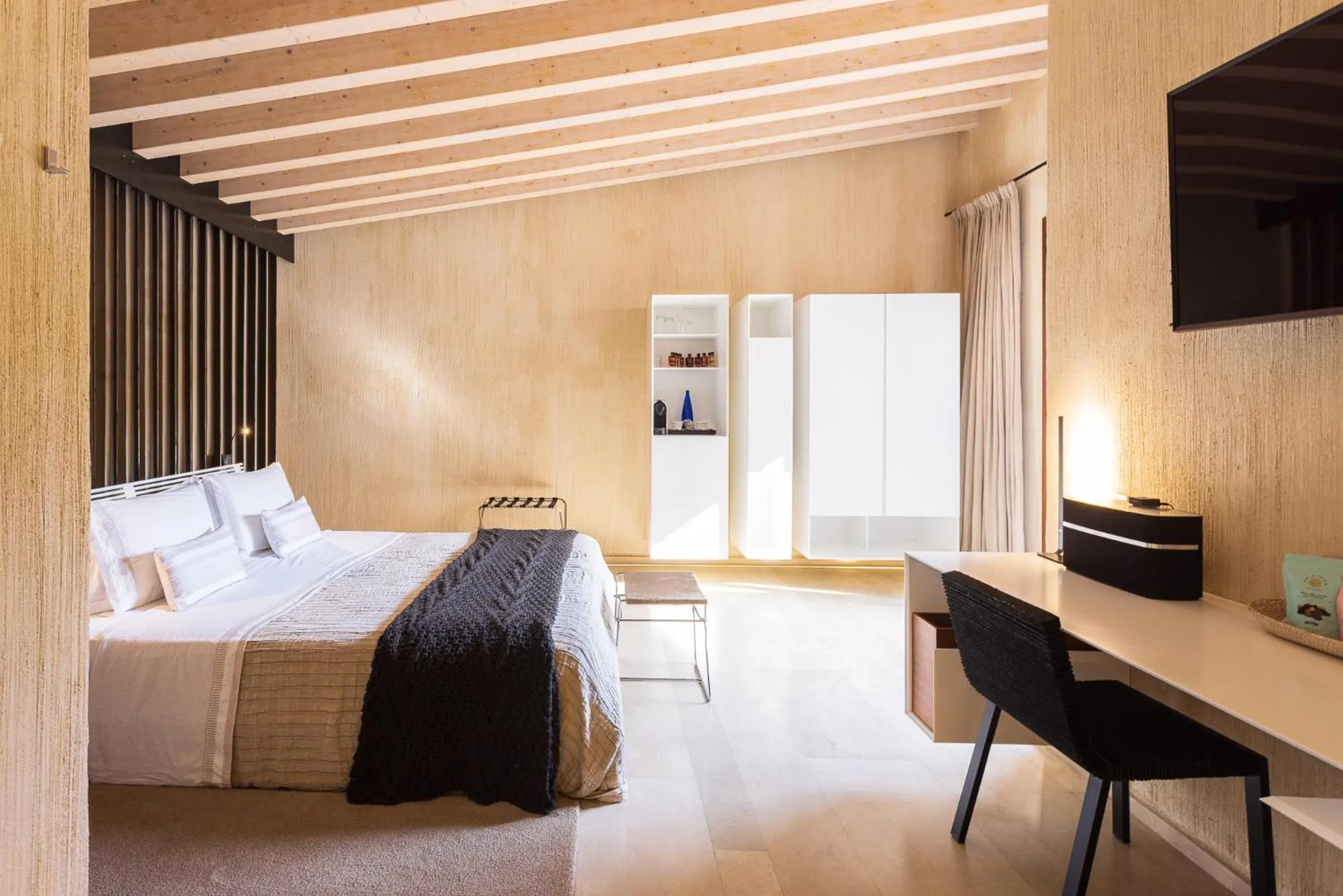 Decorative detail, Bed in Hotel Rural Xereca