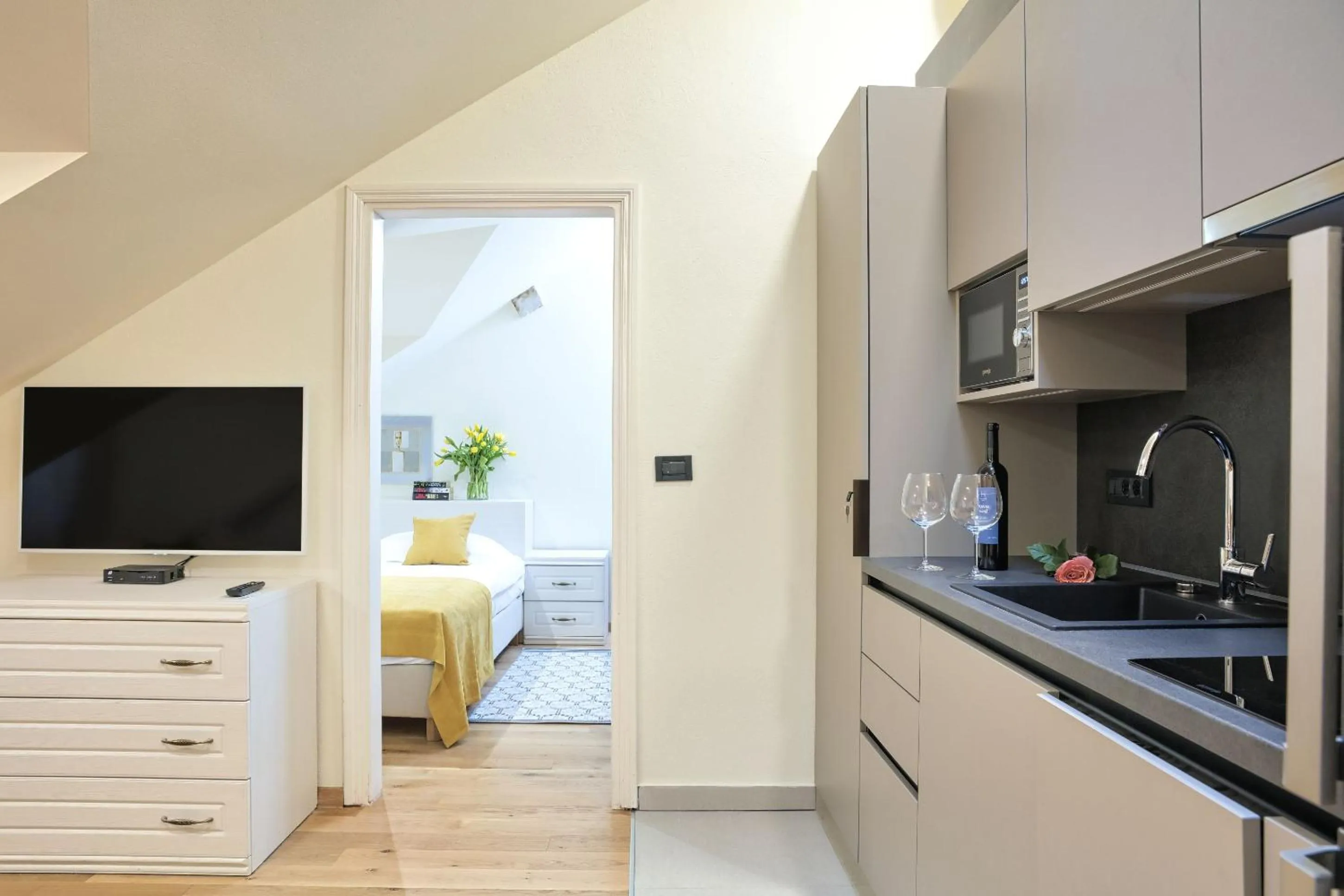 Kitchen or kitchenette in Palmotta Palace