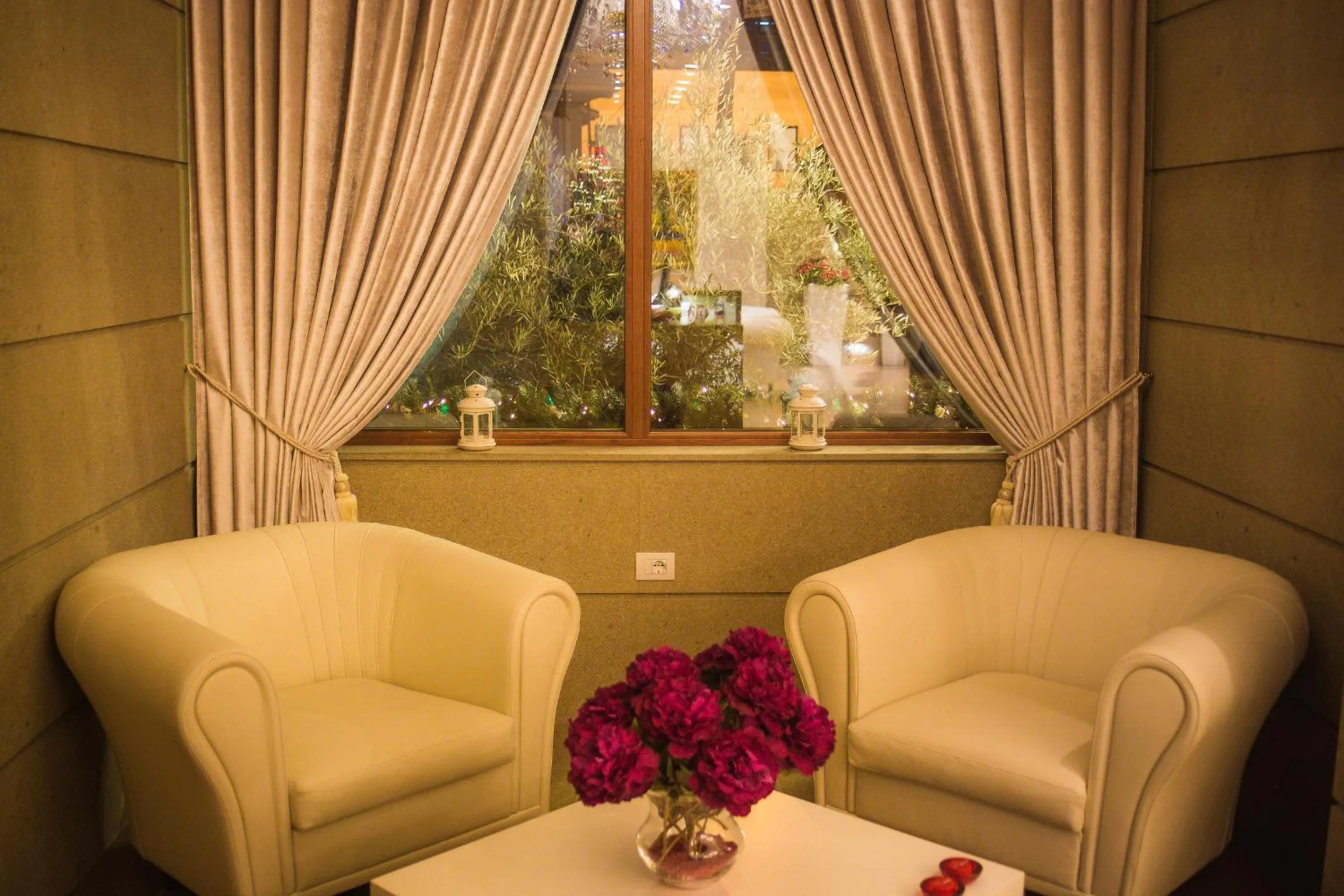 Lobby or reception in Hotel Opera