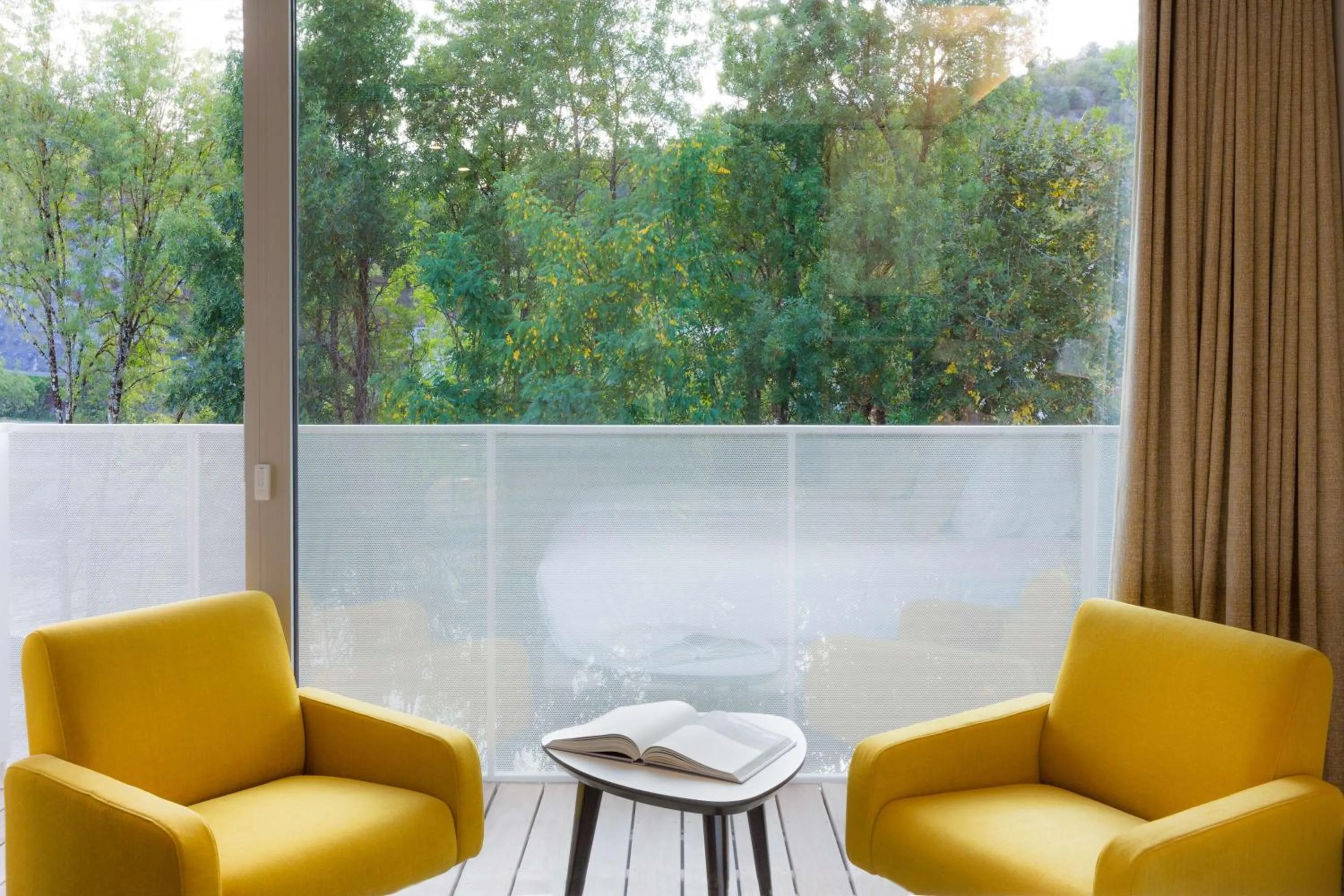 Photo of the whole room in Best Western Plus Hotel Divona Cahors