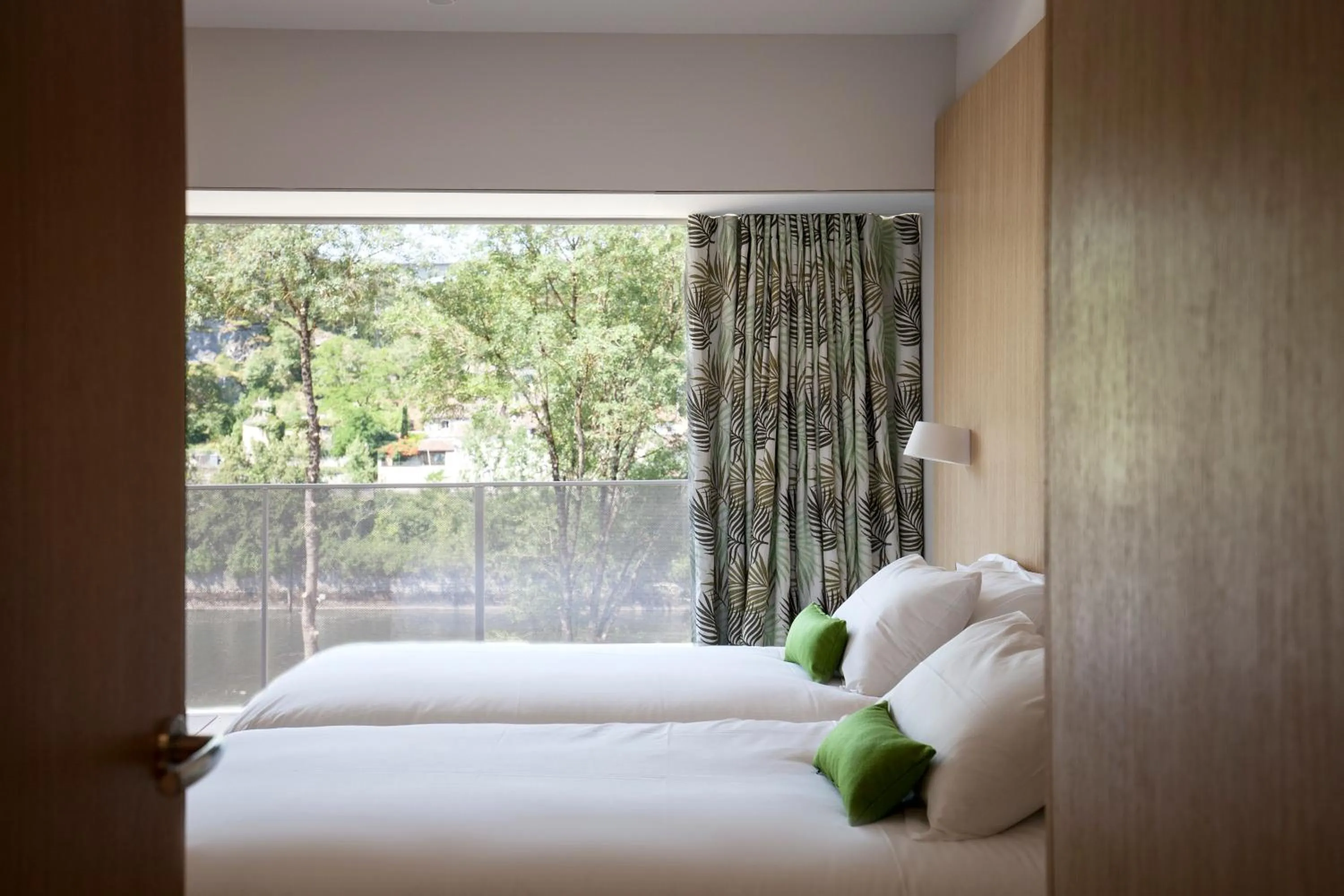 Photo of the whole room, Bed in Best Western Plus Hotel Divona Cahors