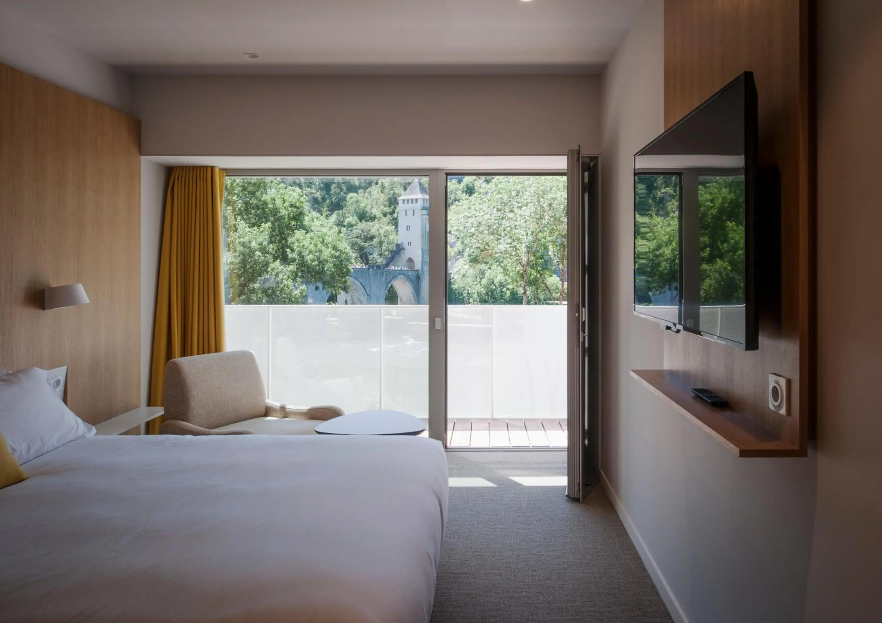 Bedroom, Bed in Best Western Plus Hotel Divona Cahors