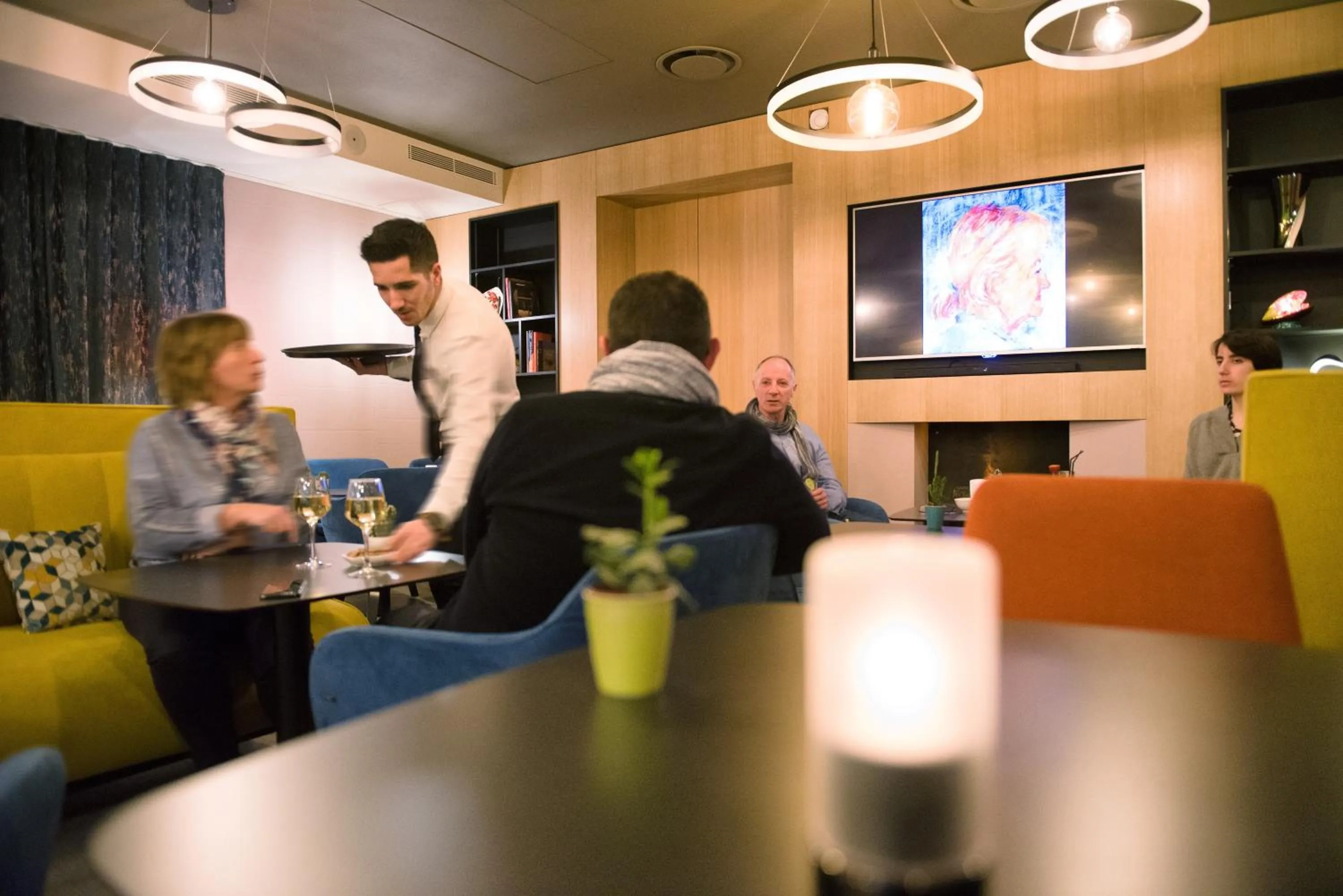 Lounge or bar in Best Western Plus Hotel Divona Cahors