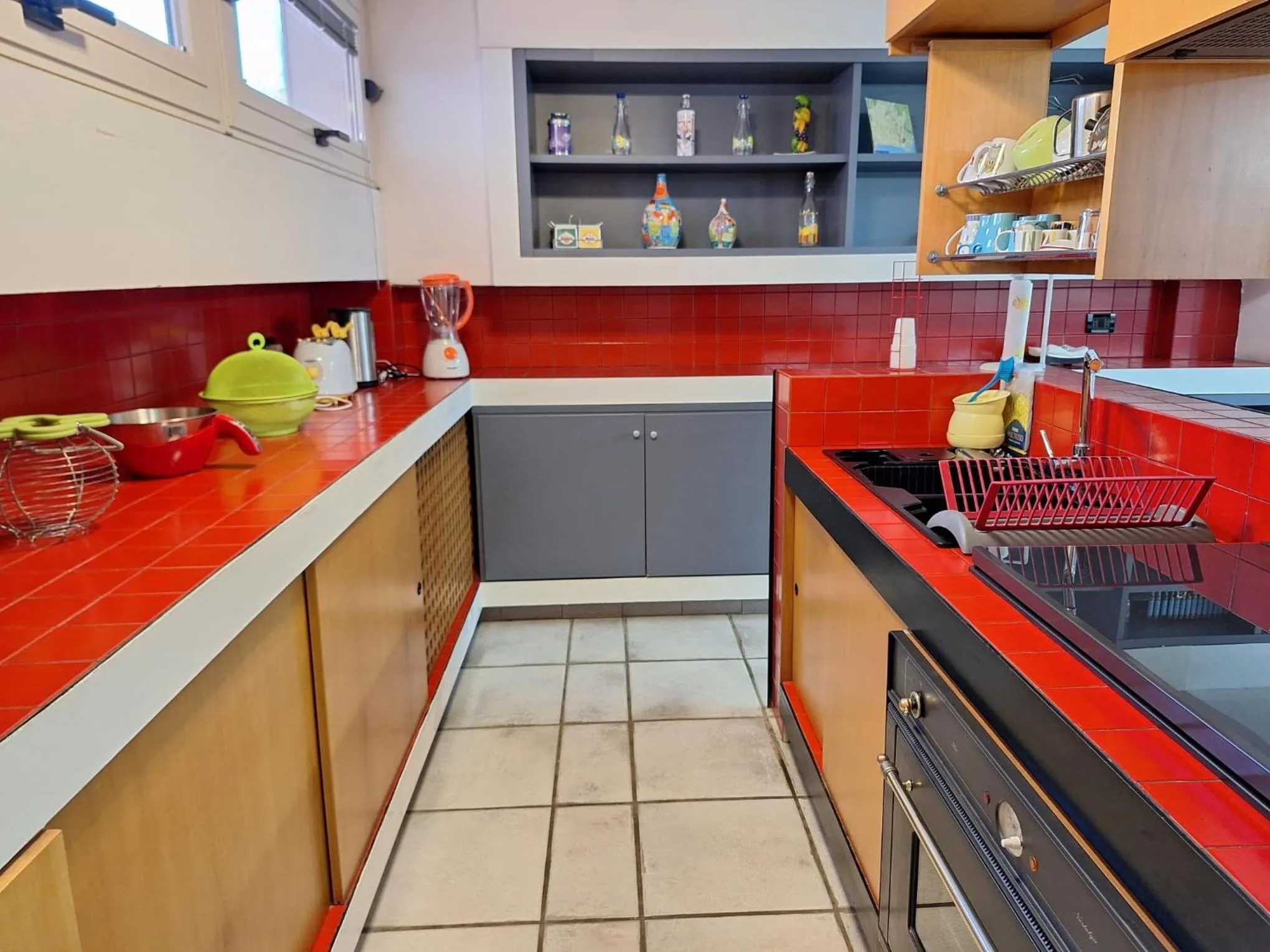 Kitchen or kitchenette in Green House