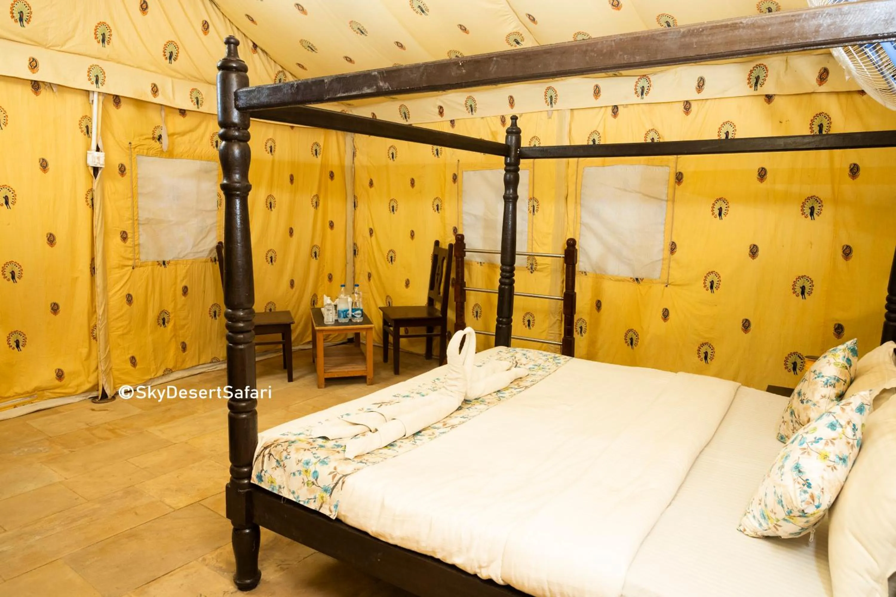 Bedroom, Bed in Sky Desert Safari