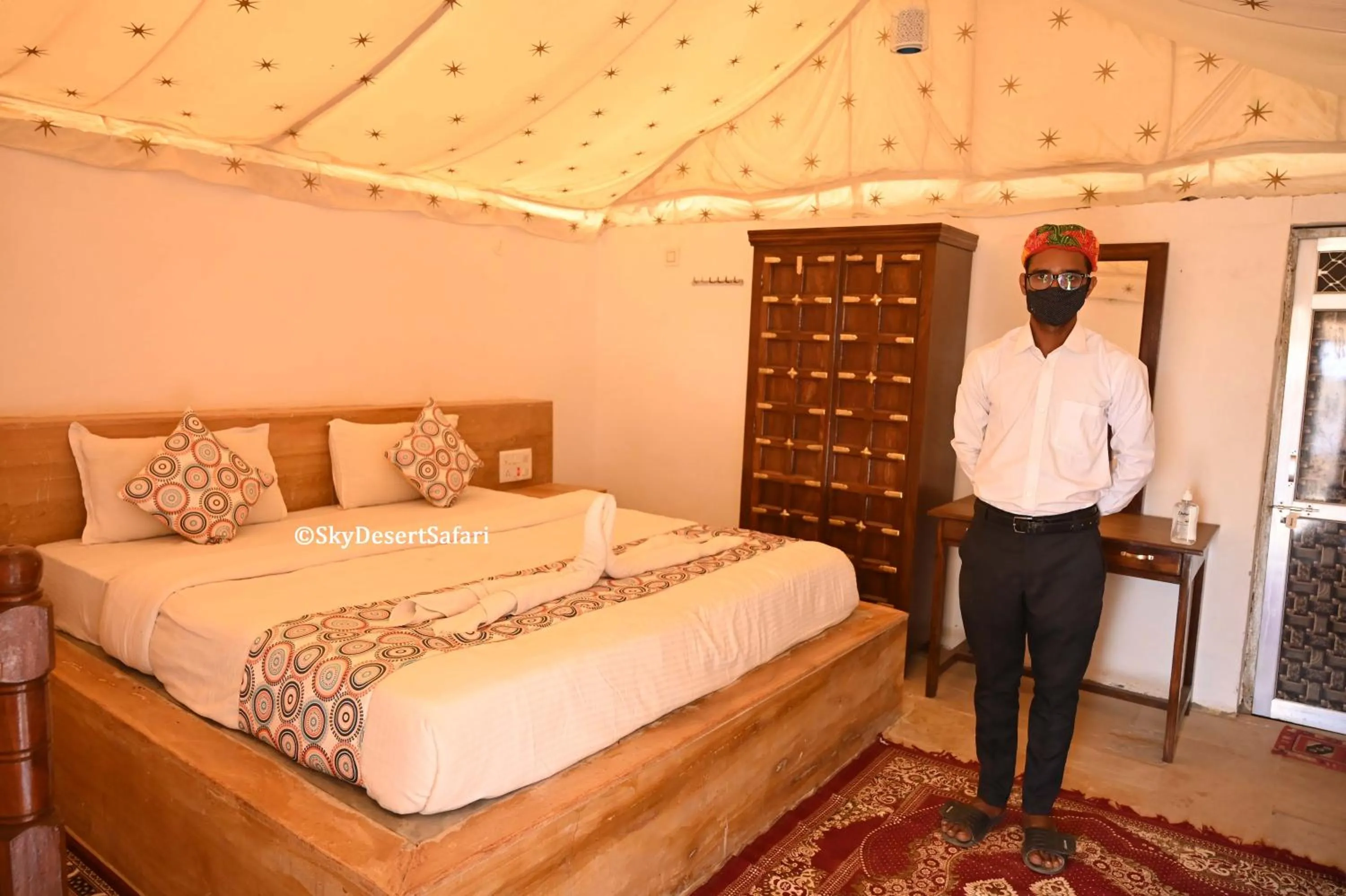 Bedroom, Bed in Sky Desert Safari