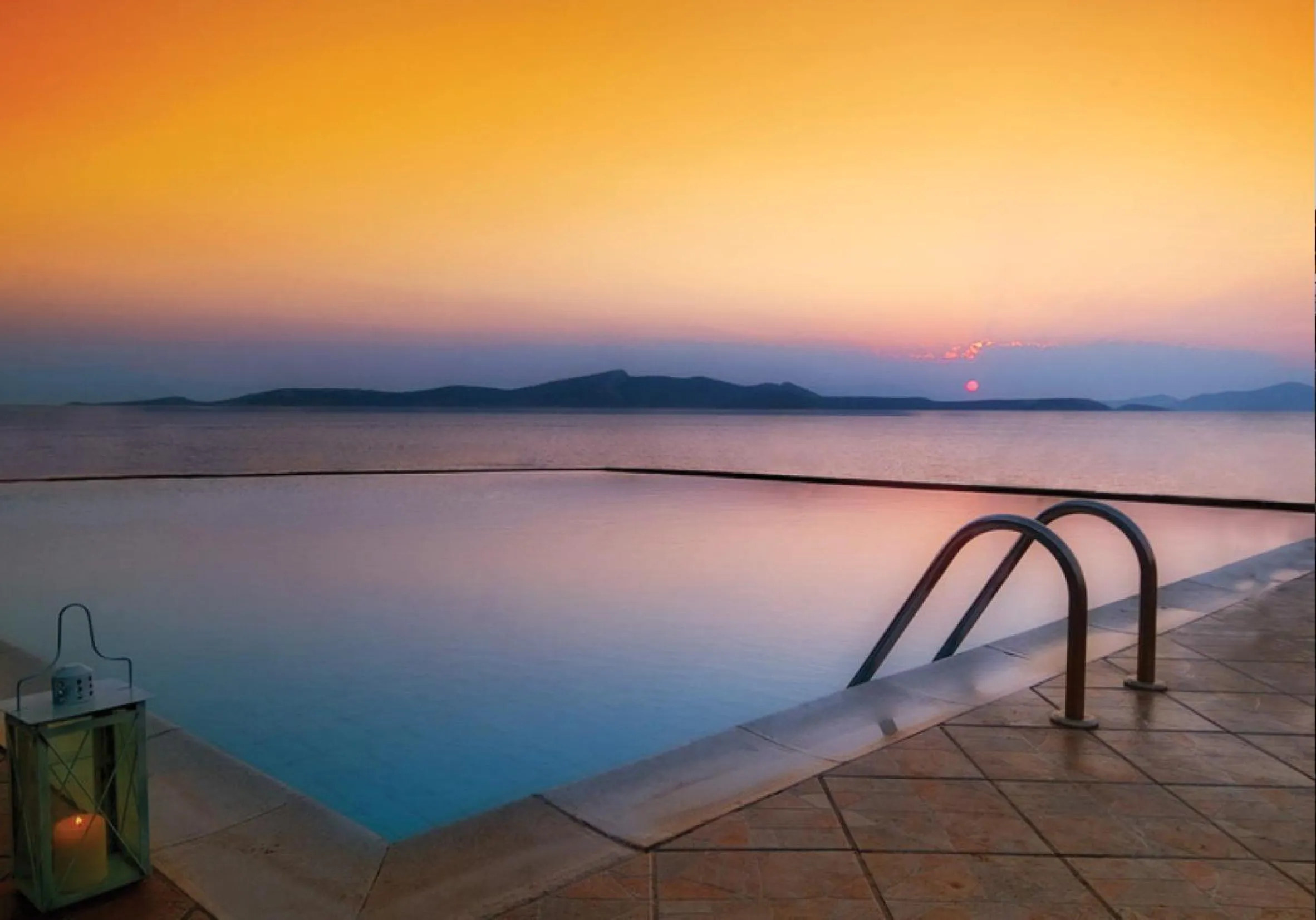 Swimming pool in Venus Beach Hotel