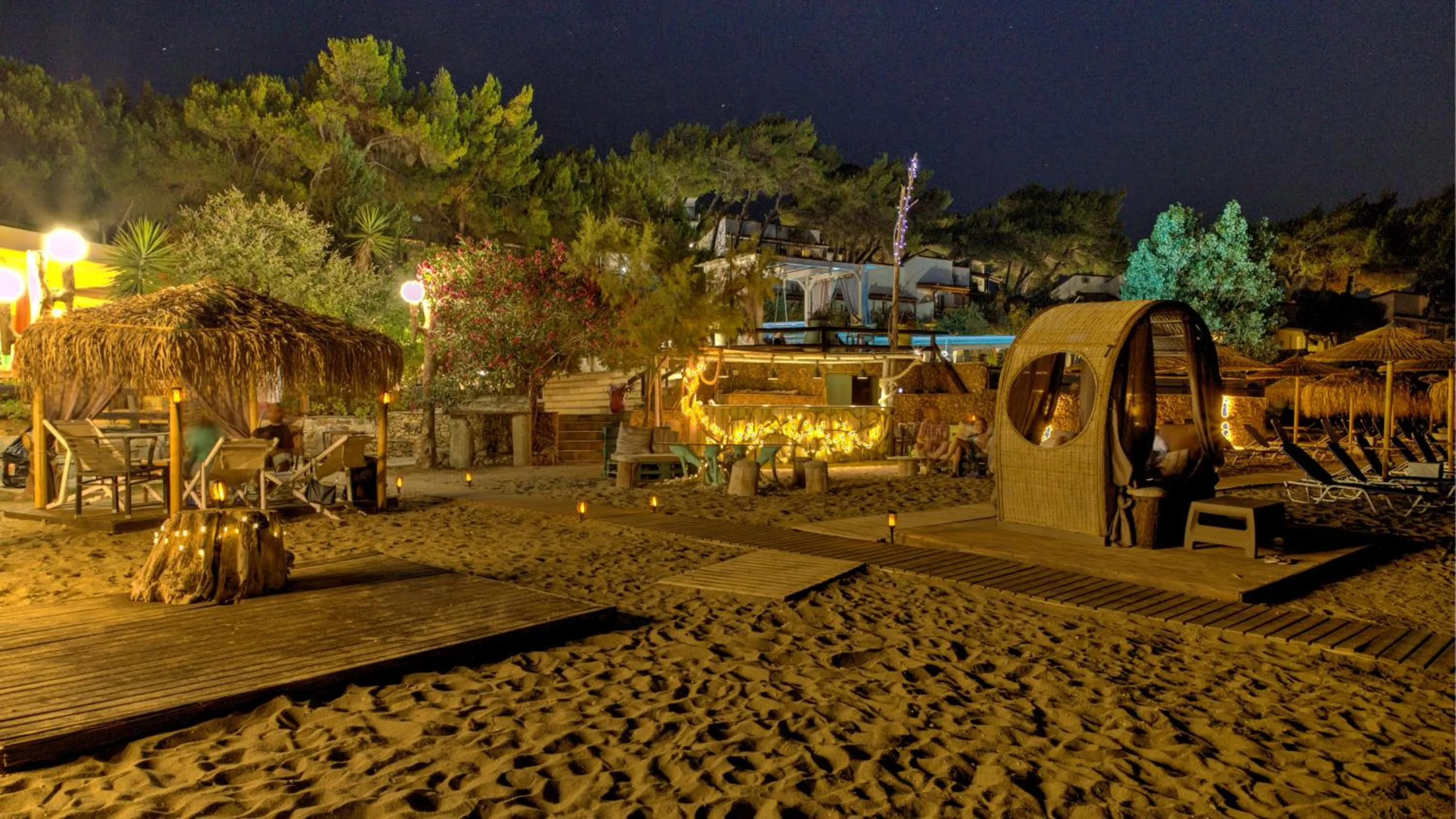 Lounge or bar in Venus Beach Hotel