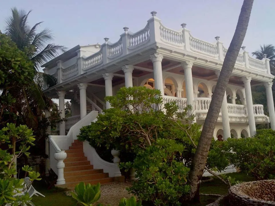 Property building in Blue Crystal Beach Resort