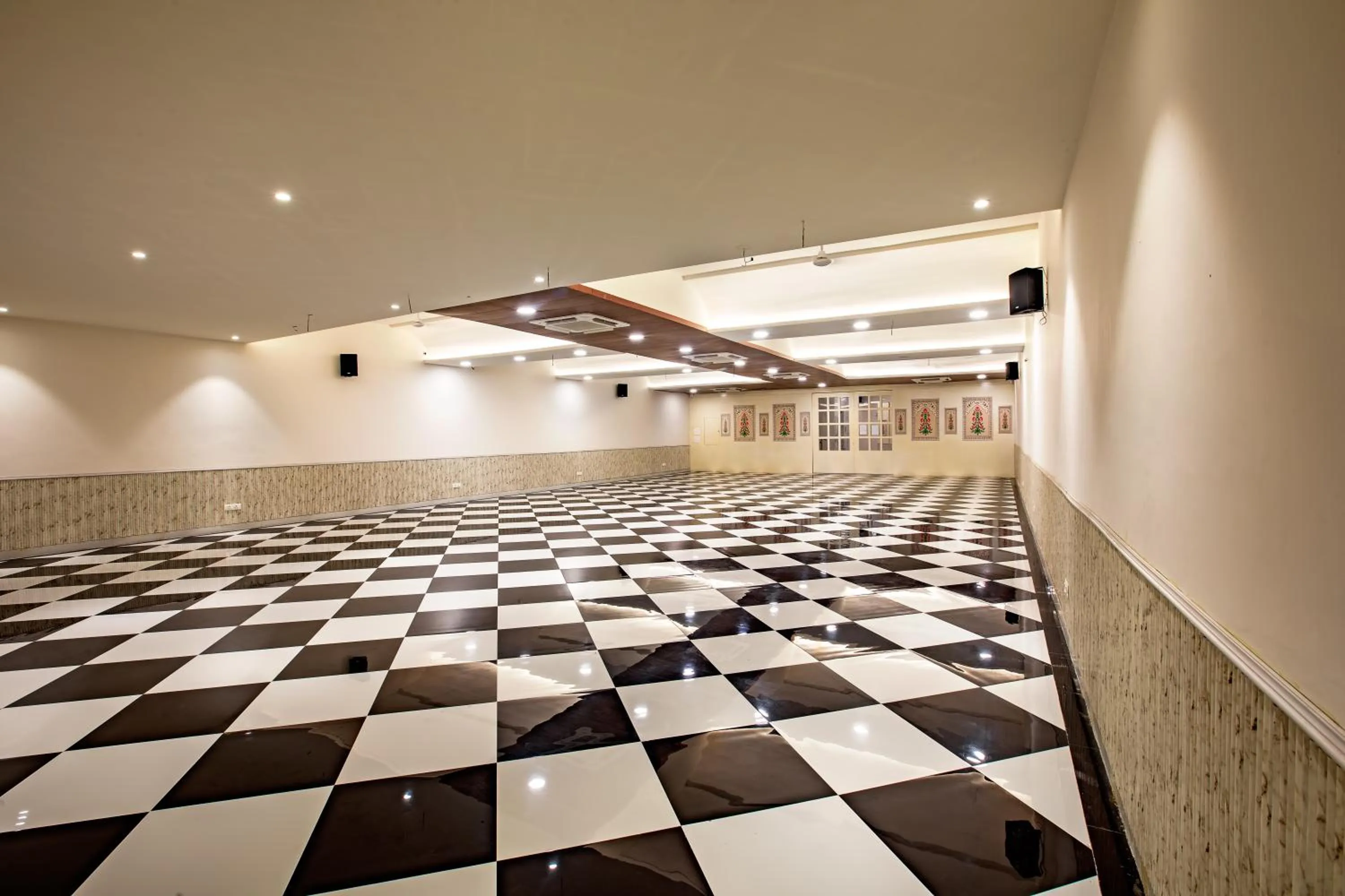 Banquet/Function facilities in Hotel Bhakti Dhama