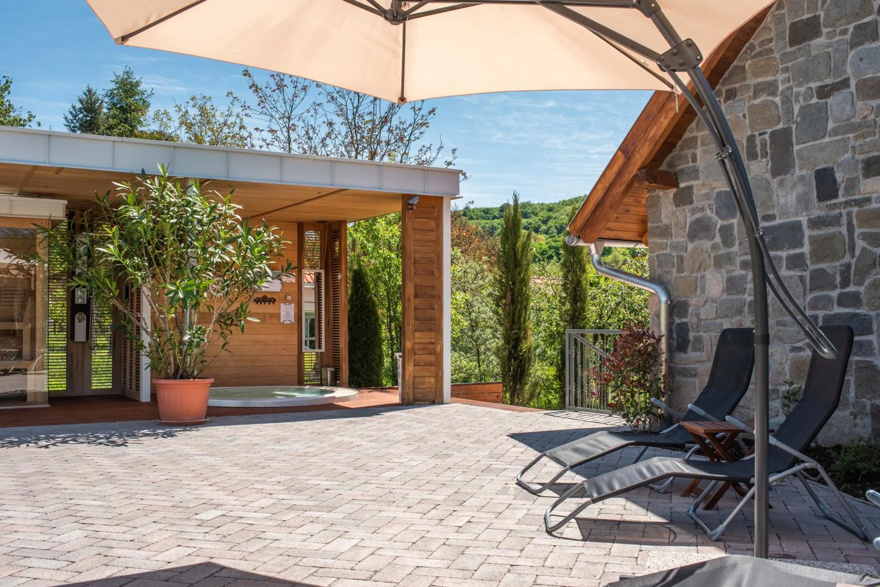 sunbed in Hazai Provence