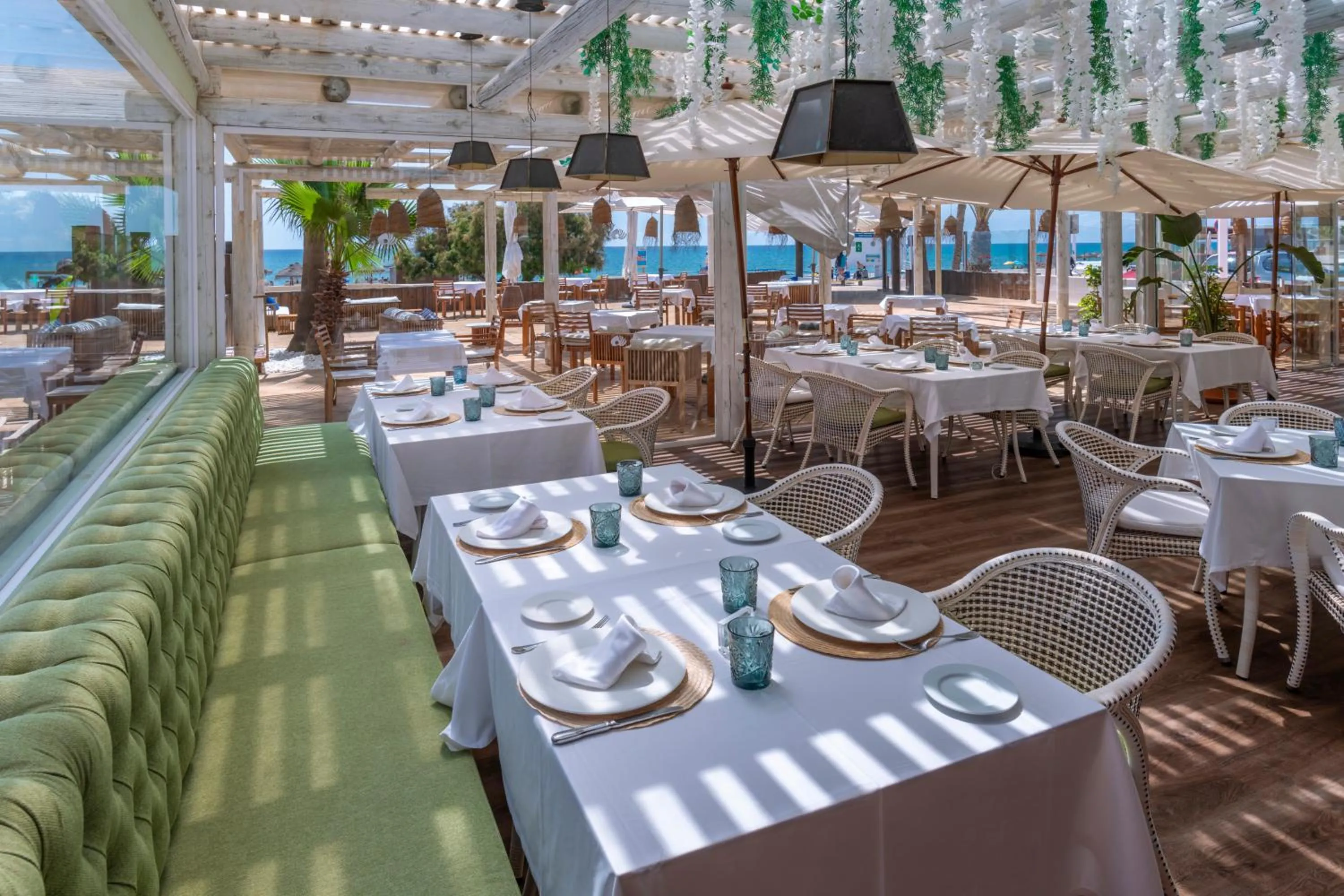 Restaurant/places to eat in Mediterraneo Bay Hotel & Resort