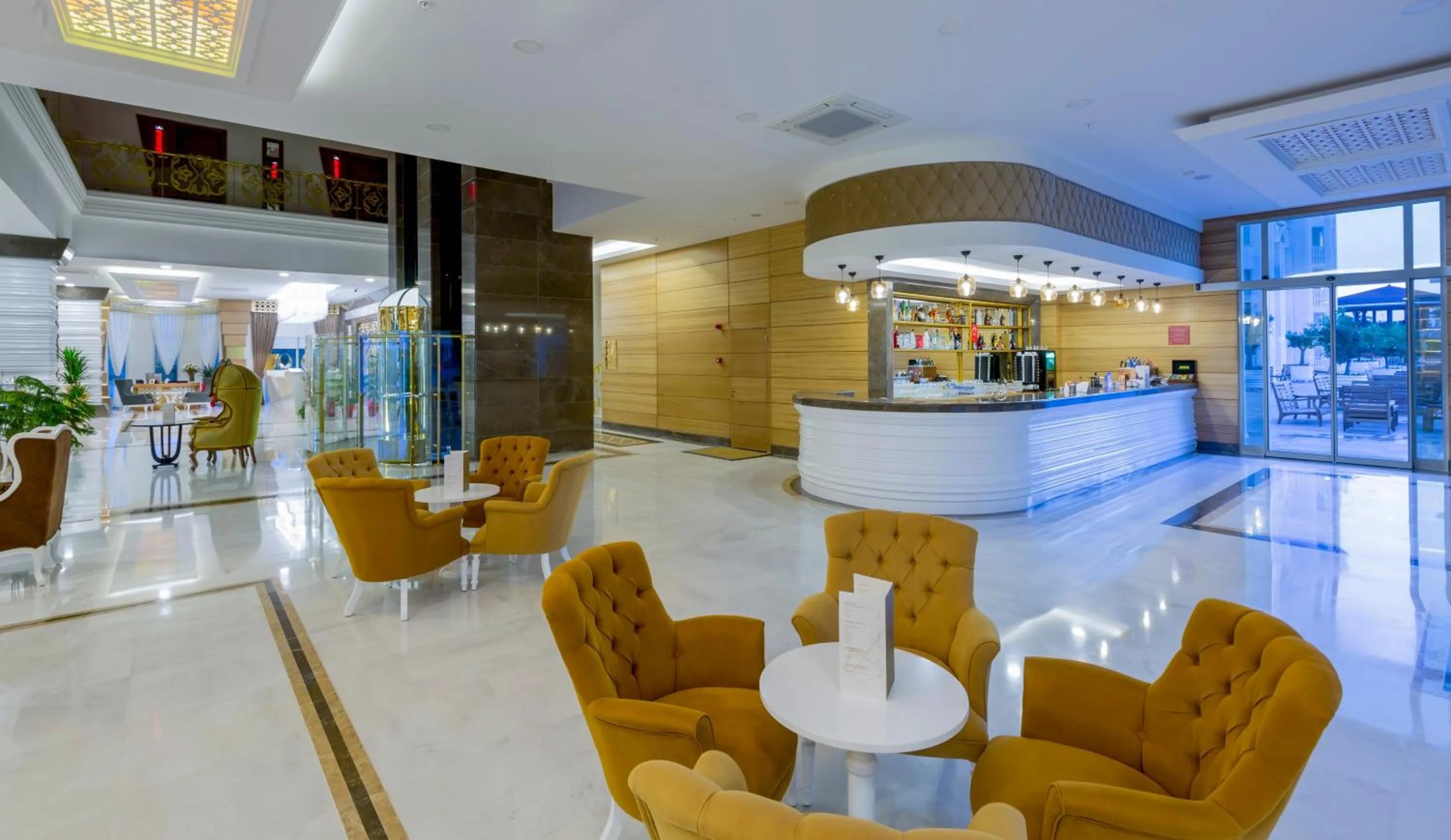 Lobby or reception in Side Royal Palace