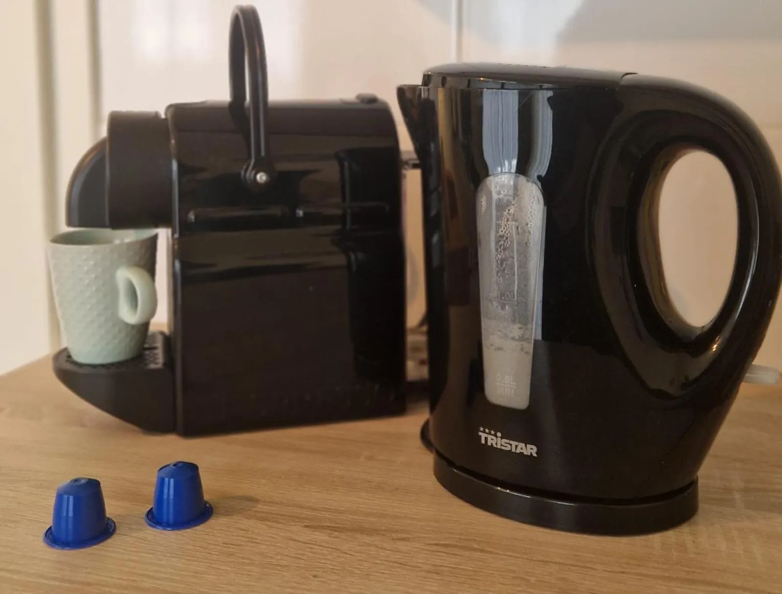 Coffee/tea facilities in Hotel Garni Am Lindenhof Bunde