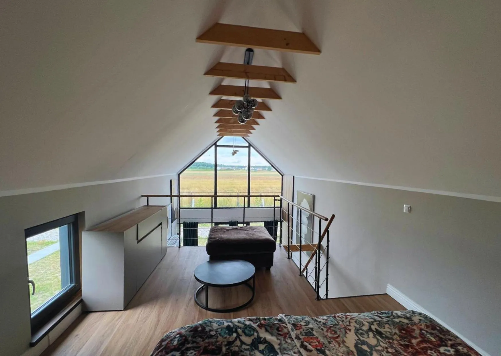Seating area in Hotel Pałac Alexandrinum