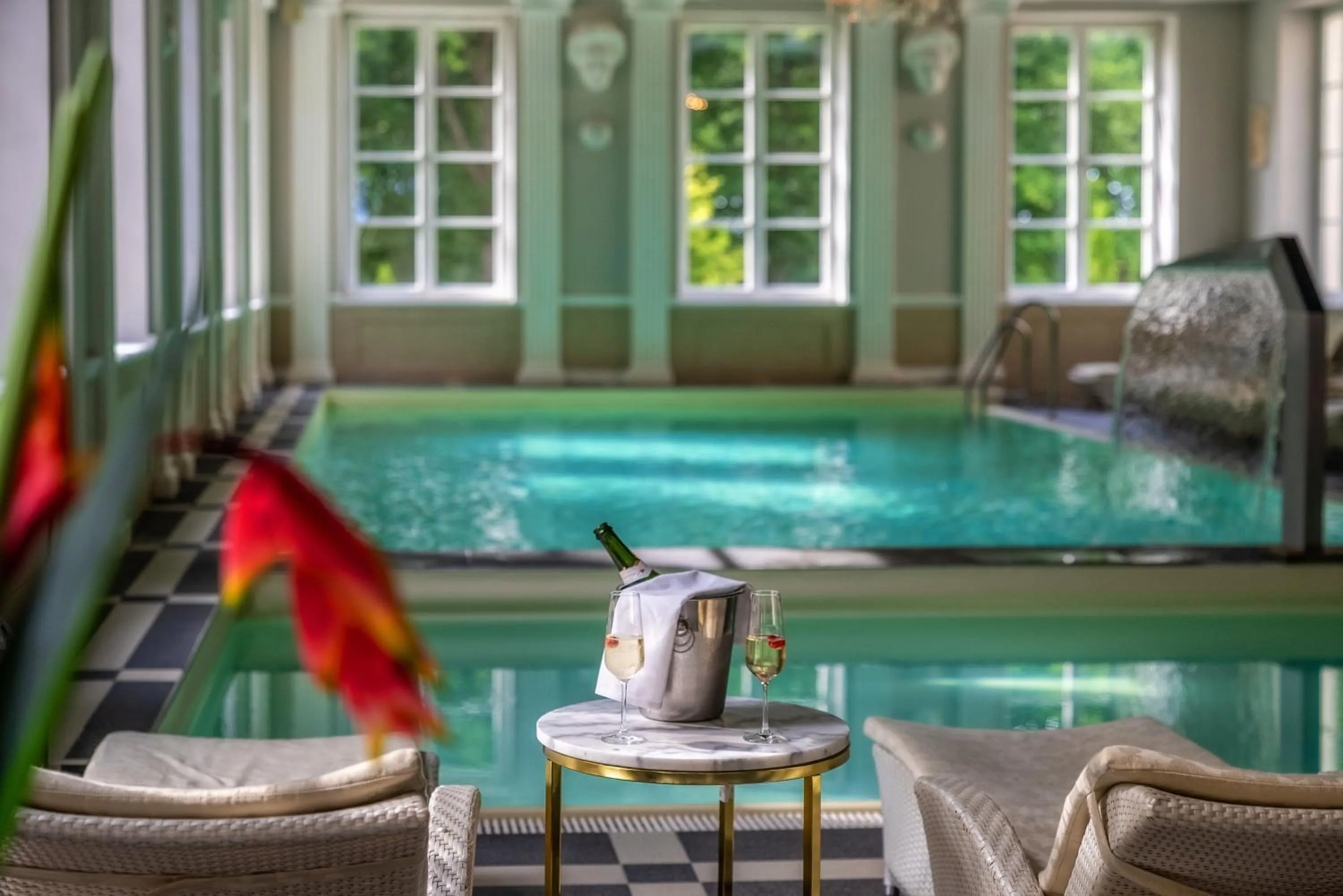 Swimming pool in Hotel Pałac Alexandrinum