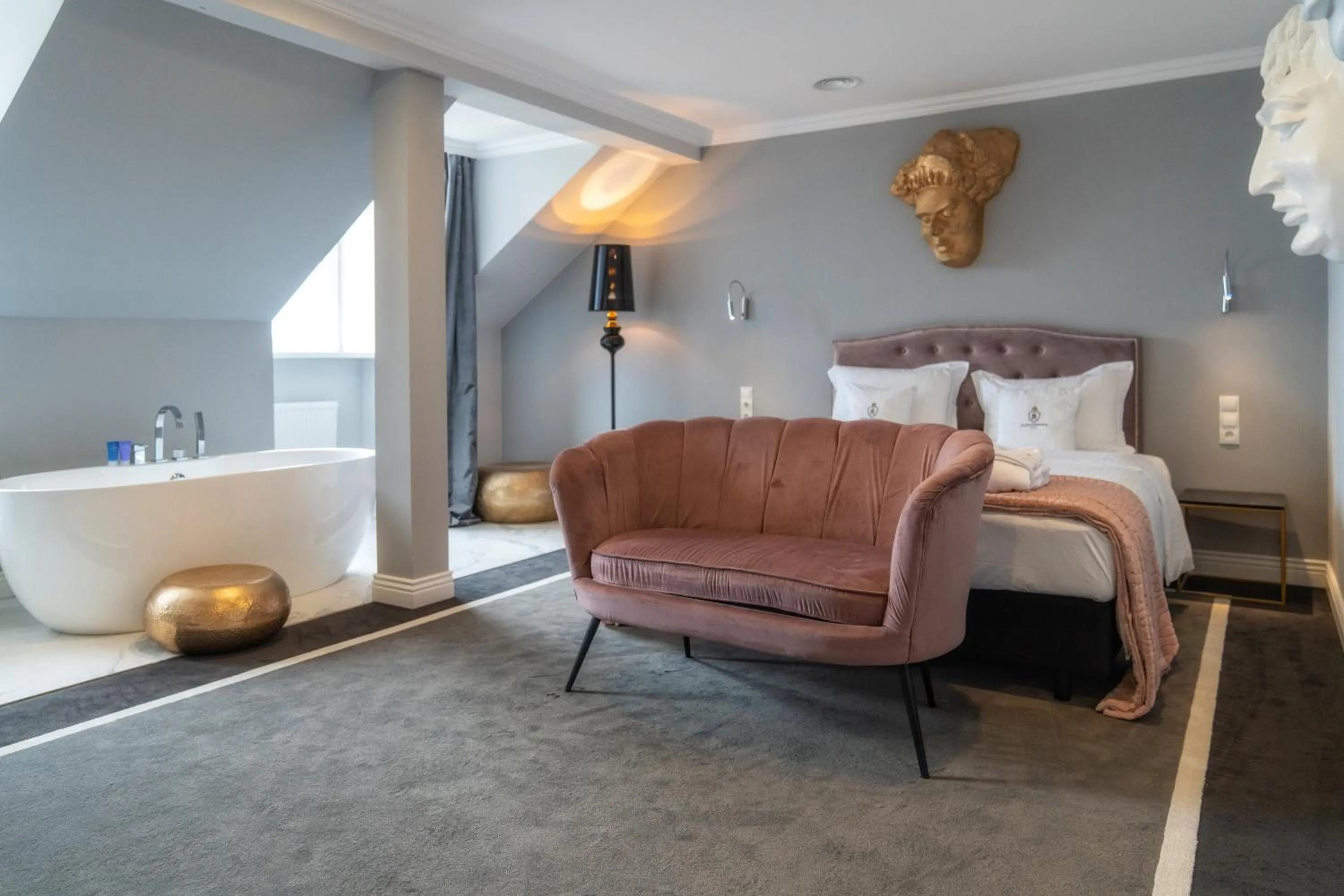 Bedroom, Bed in Hotel Pałac Alexandrinum