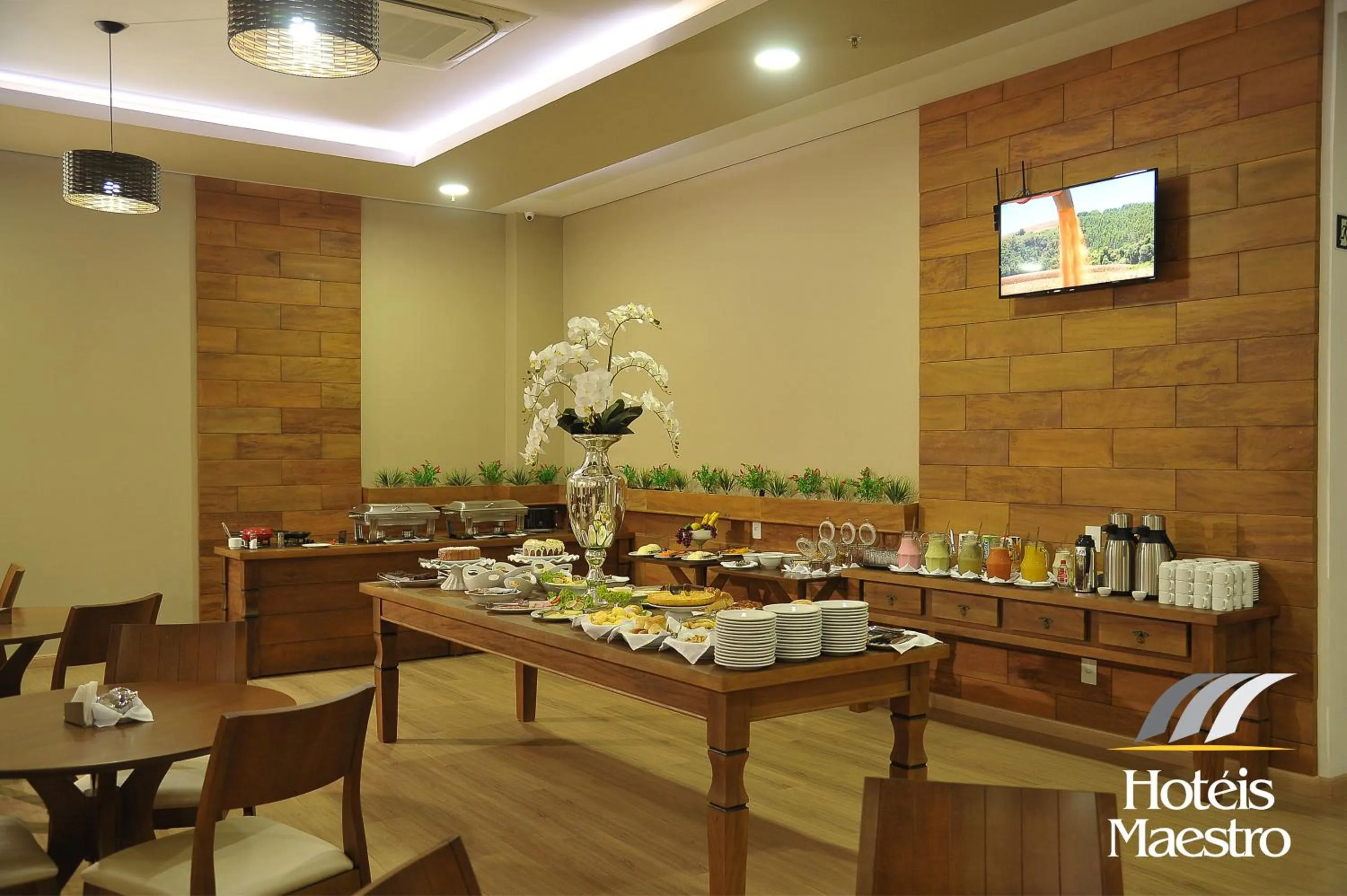 Food and drinks in Hotel Maestro Premium Cascavel