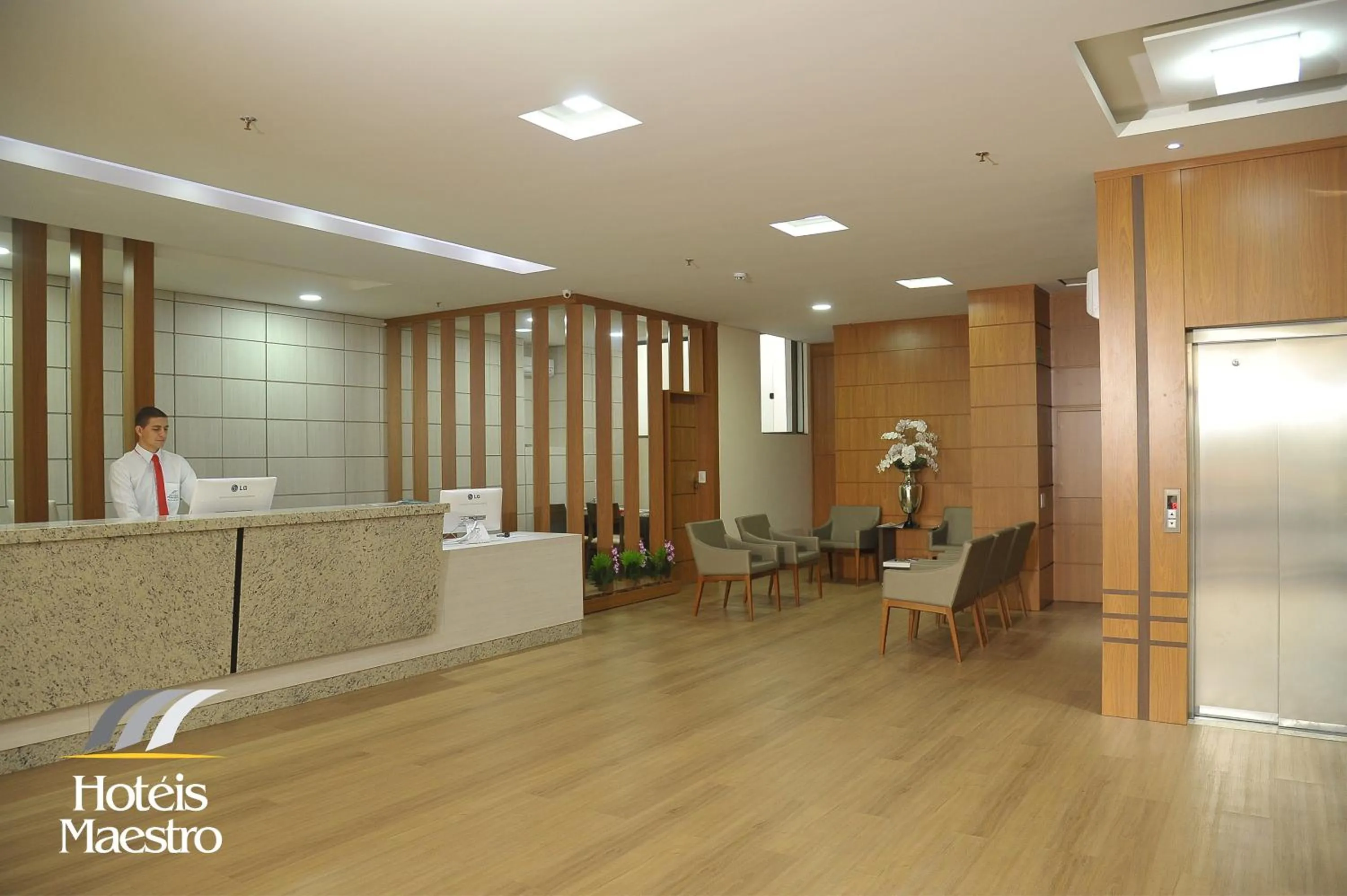 Lobby or reception in Hotel Maestro Premium Cascavel