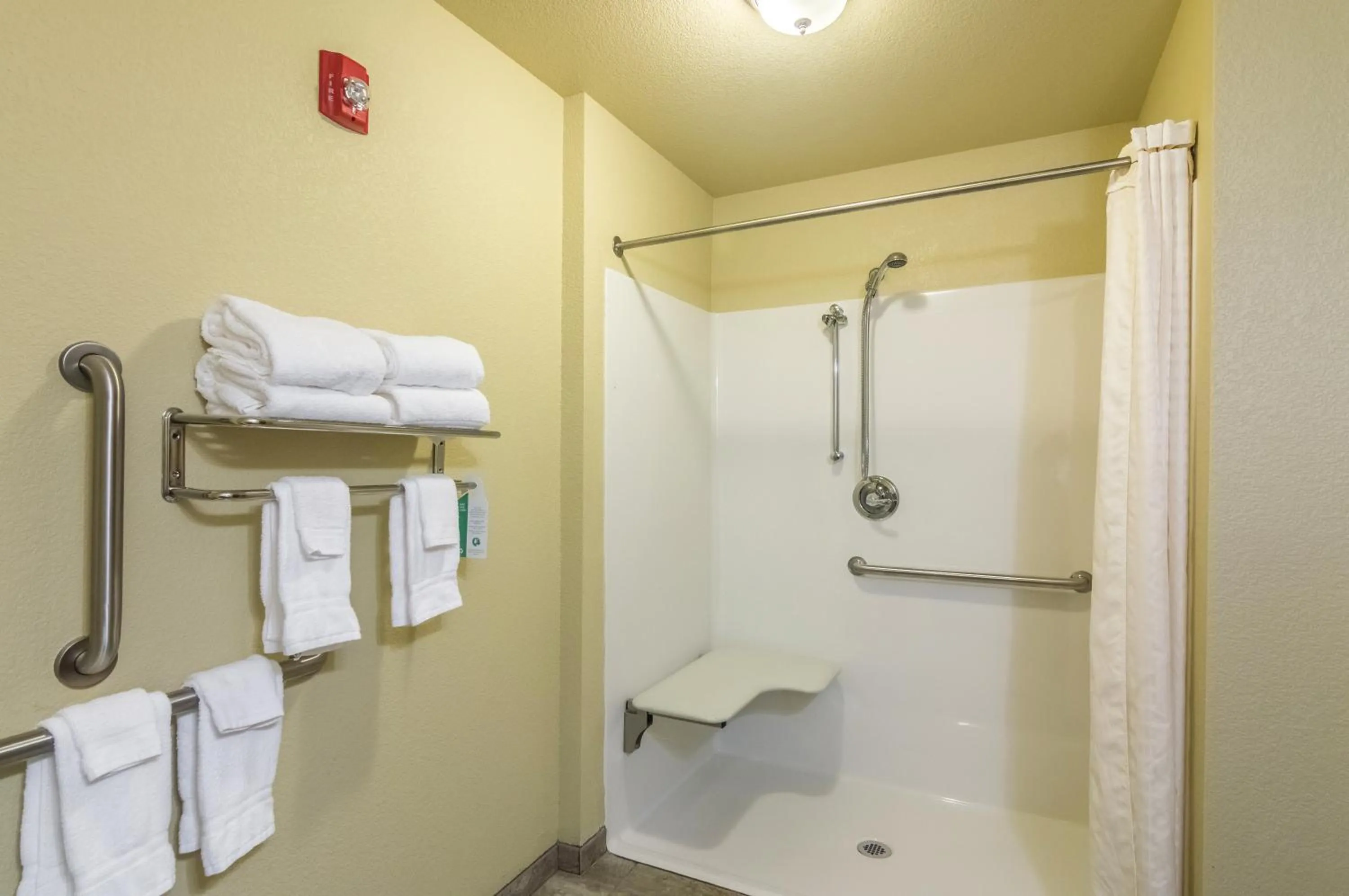 Shower in Cobblestone Inn & Suites - Lakin