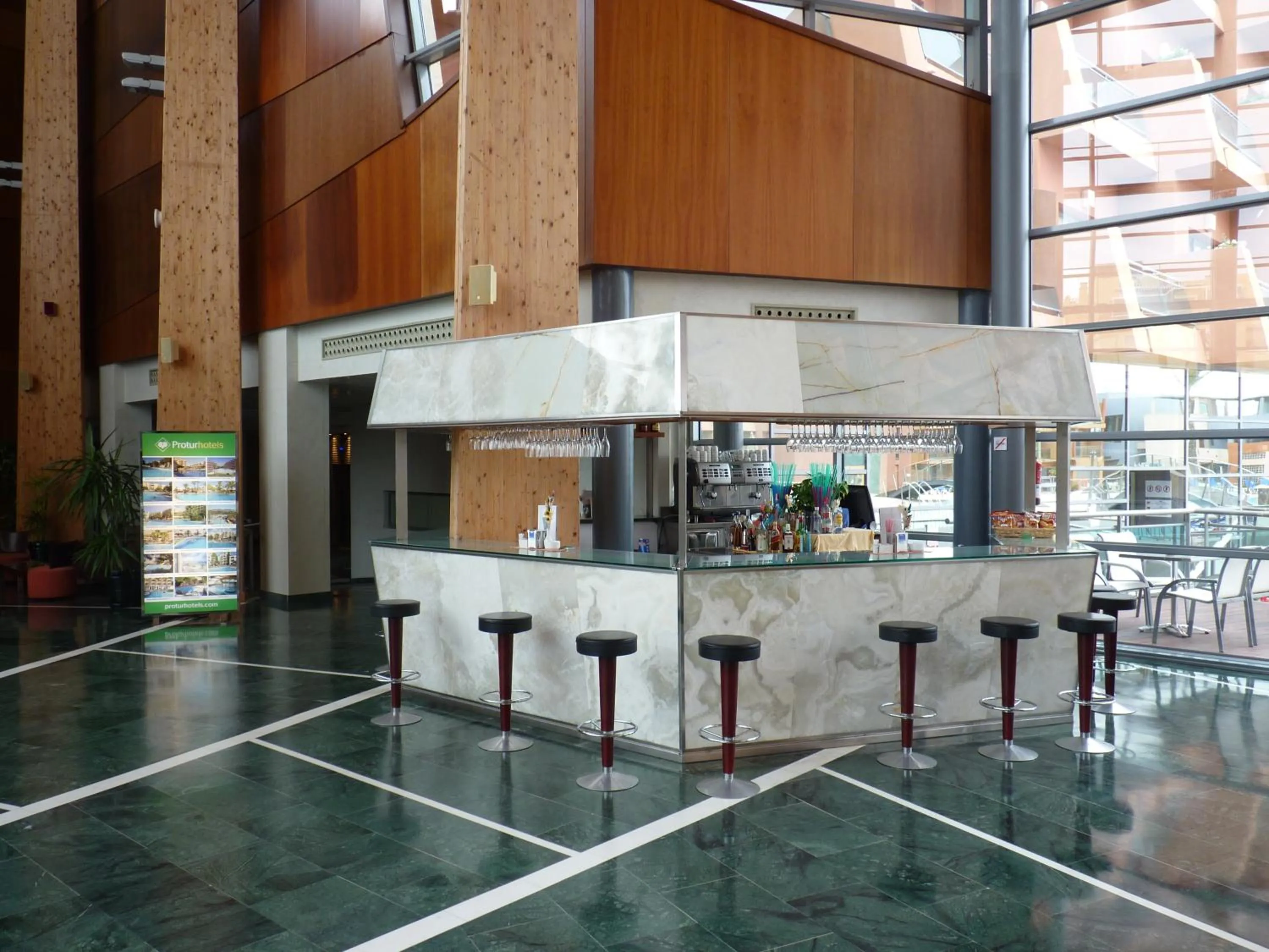 Lounge or bar in Protur Roquetas Hotel & Spa