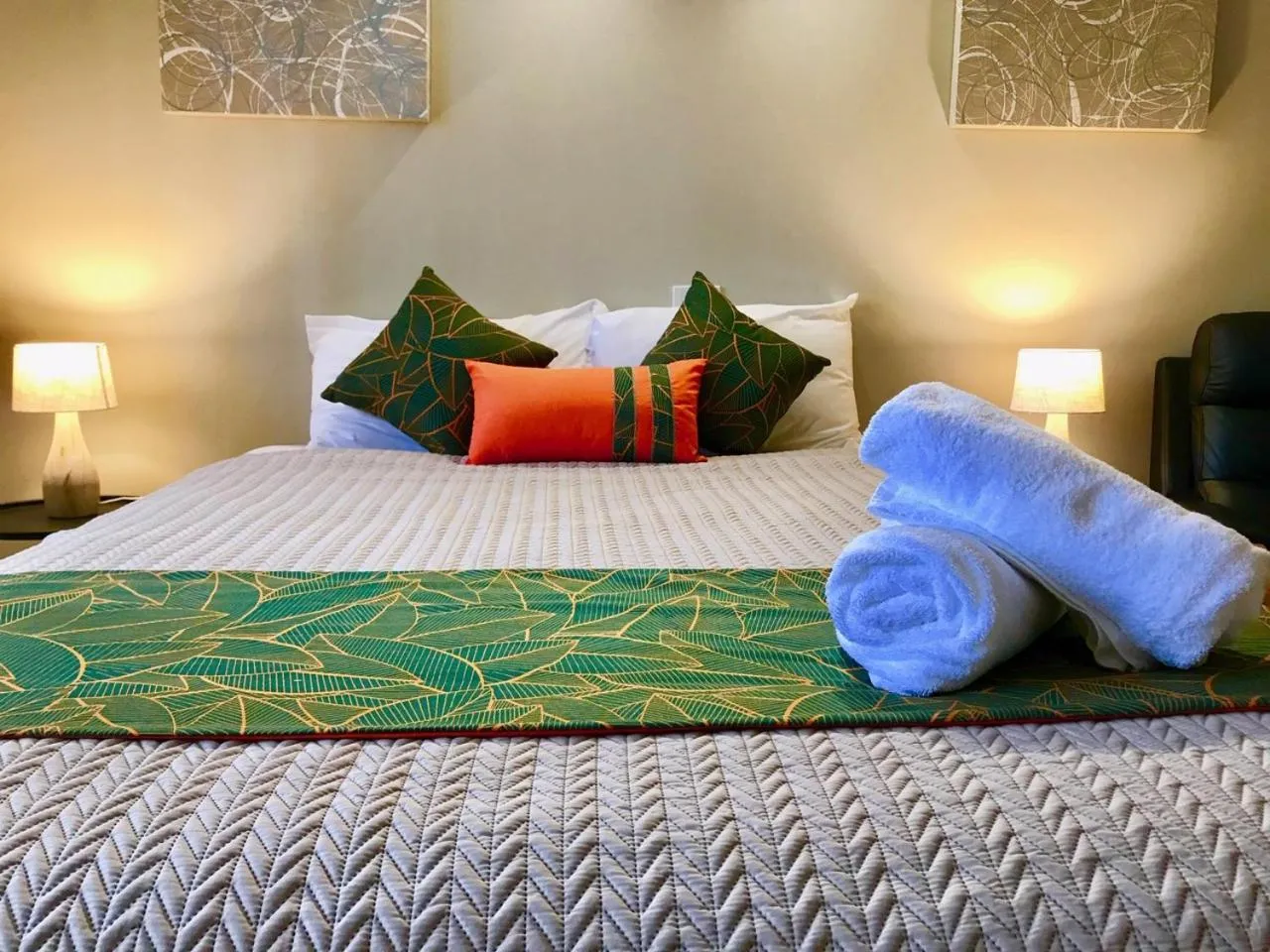 Bed in Bay Air Motel