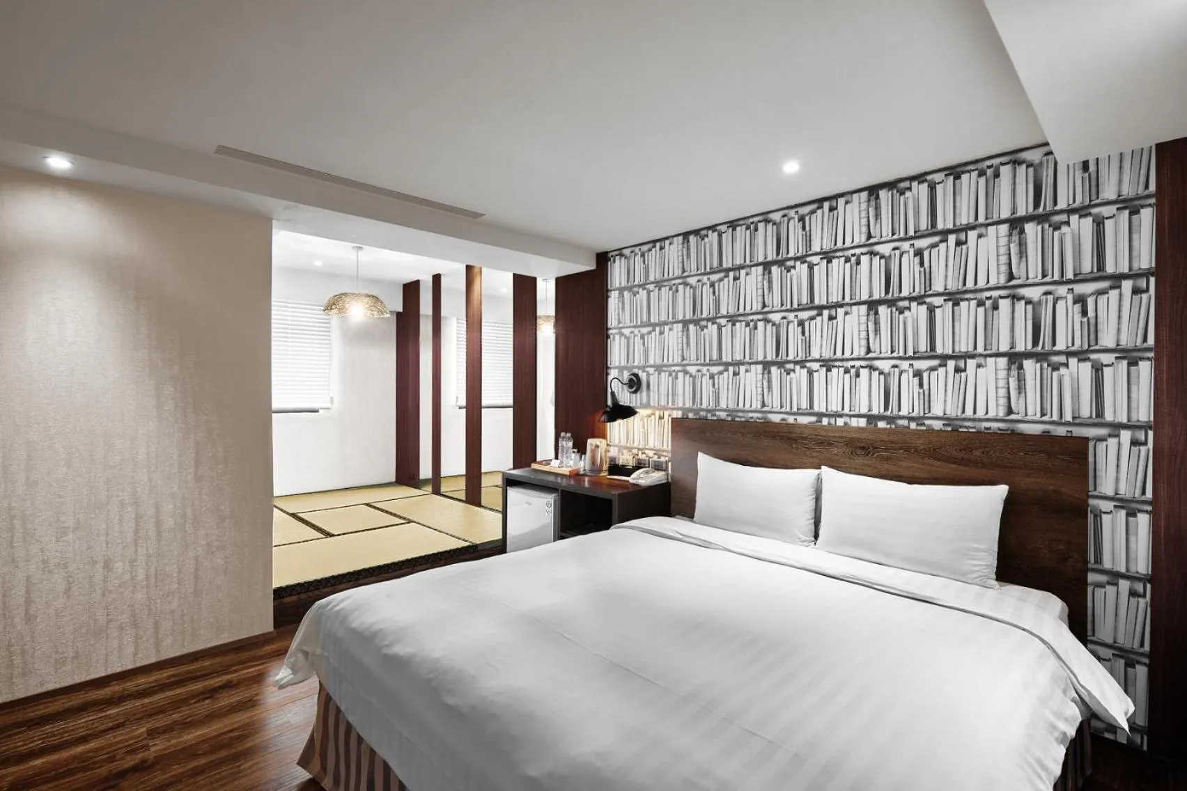 Bed in Lan Kwai Fong Garden Hotel