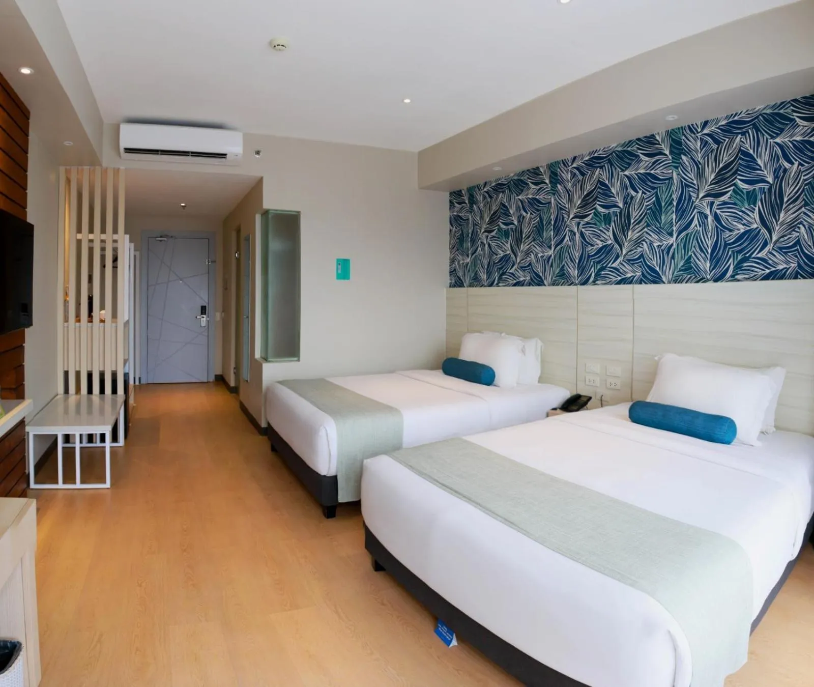 Bedroom, Bed in Solea Mactan Resort