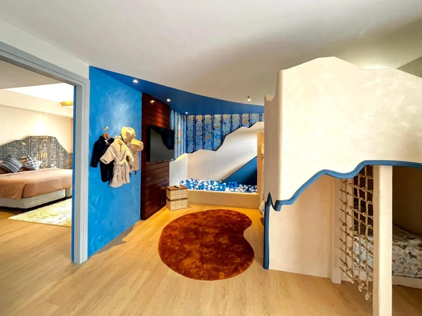 Photo of the whole room, Bed in Solea Mactan Resort