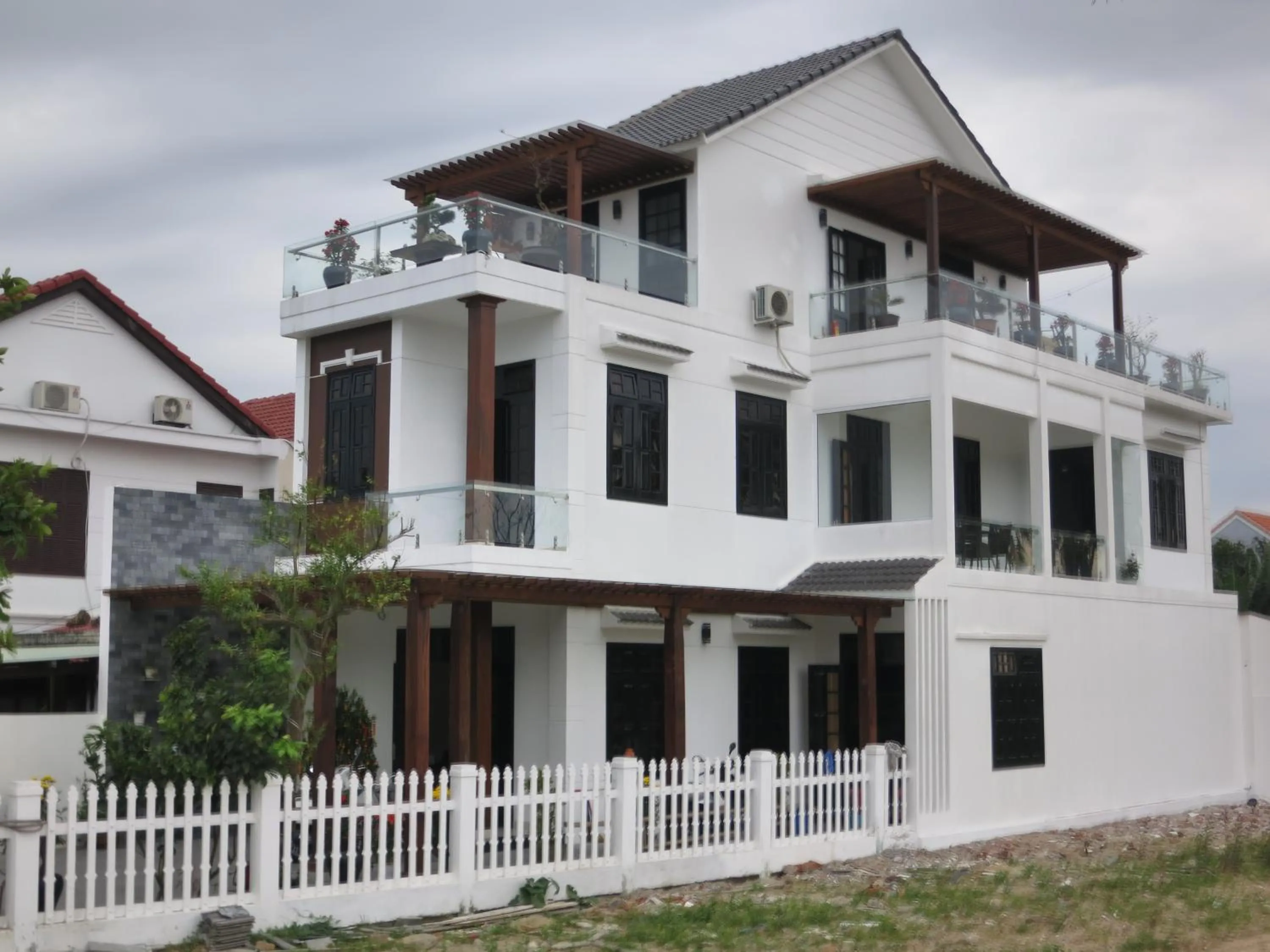 Property building in Azalea Homestay