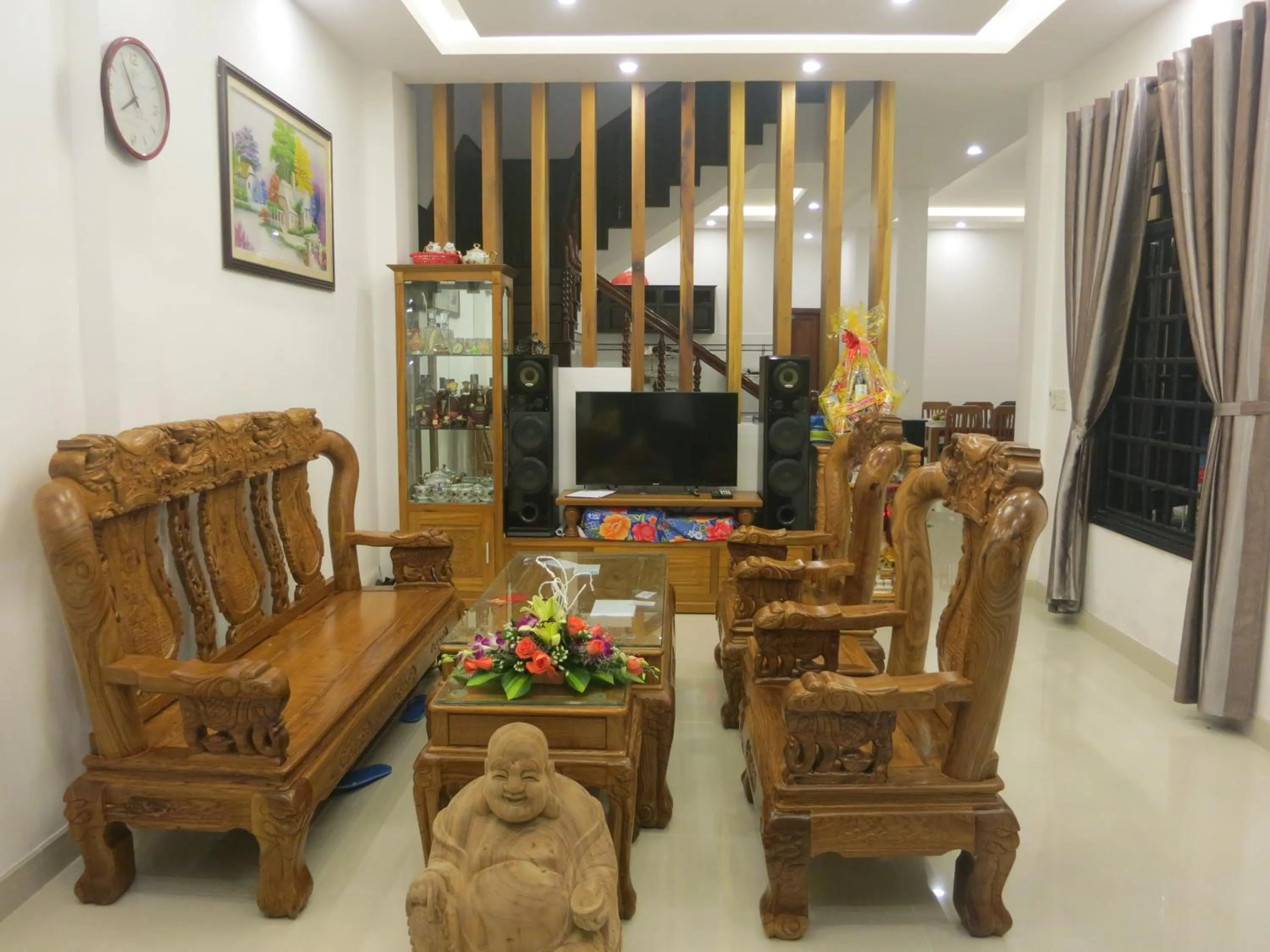 Lobby or reception in Azalea Homestay