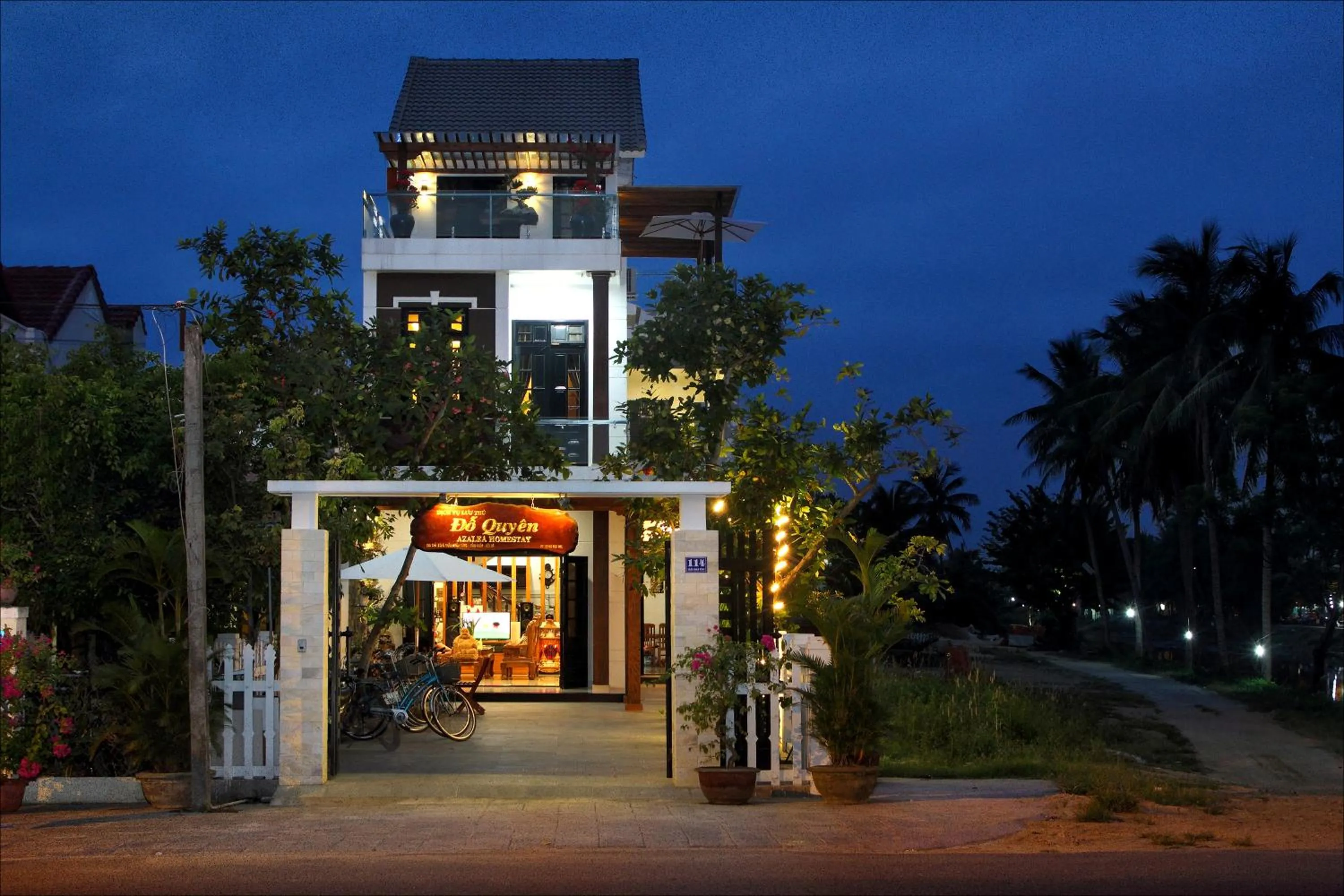 Night in Azalea Homestay