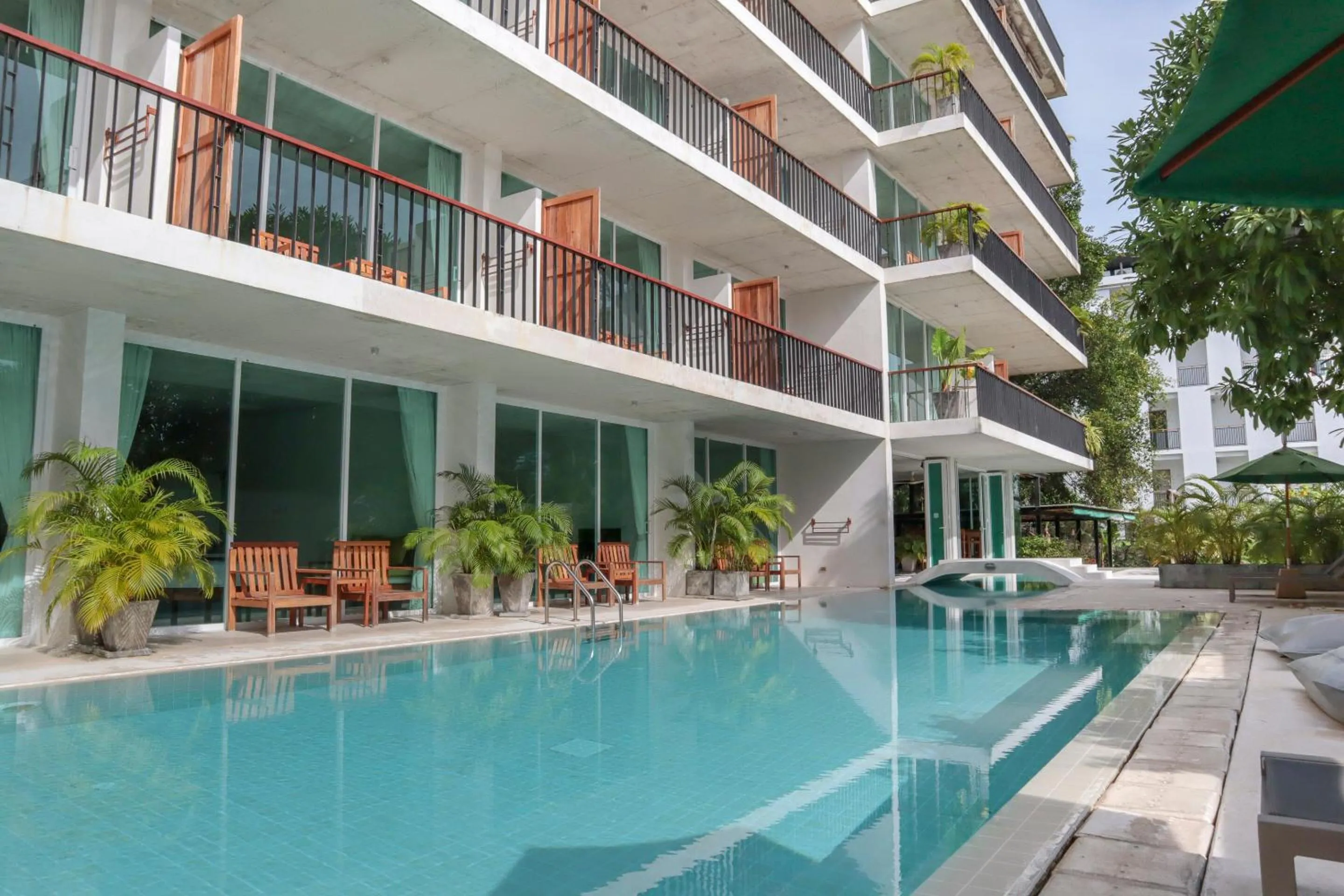 Swimming pool in Wabi Sabi Boutique Hotel - SHA Extra Plus