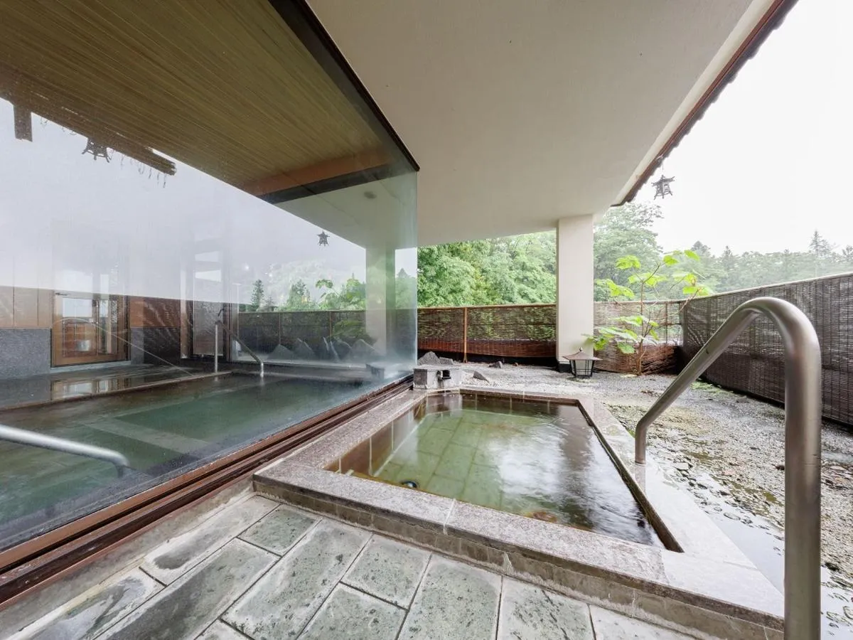 Hot Spring Bath in Suwa Grand Shrine Kameya Inn