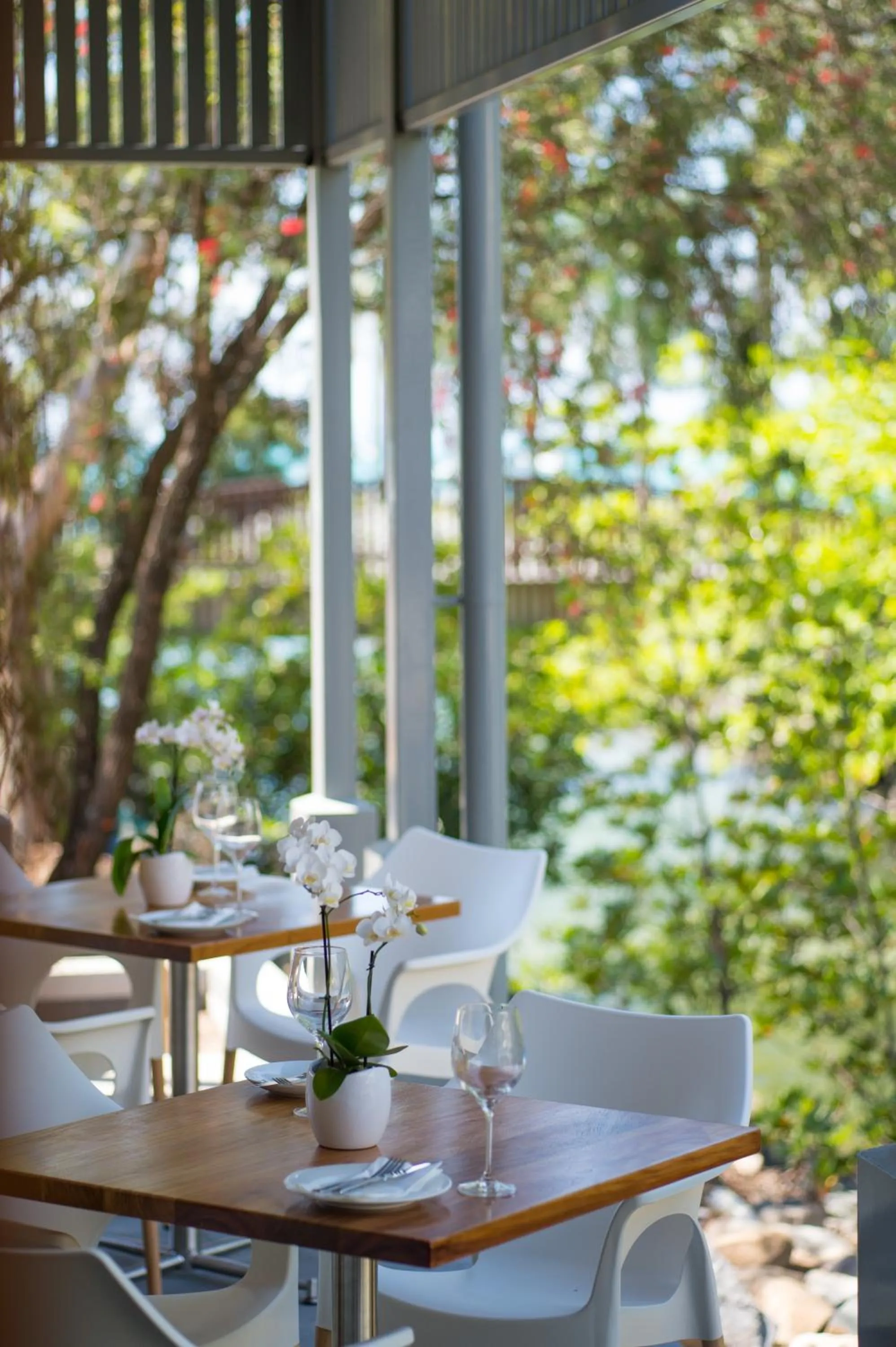 Restaurant/places to eat in Heart Hotel and Gallery Whitsundays