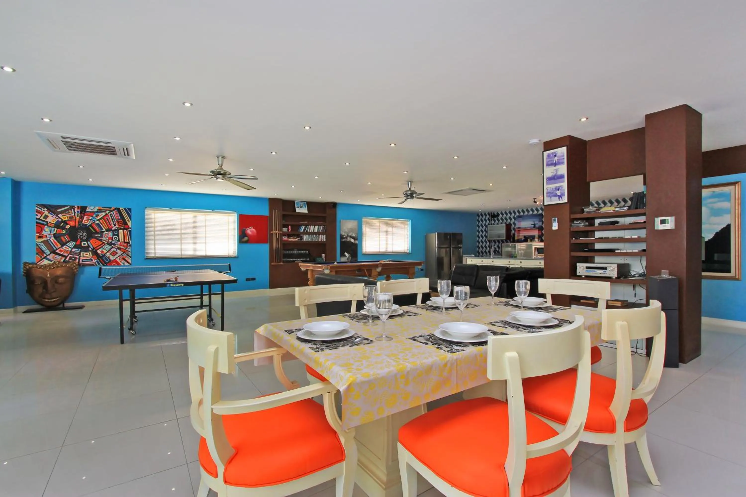 Communal lounge/ TV room in Sharrow Bay