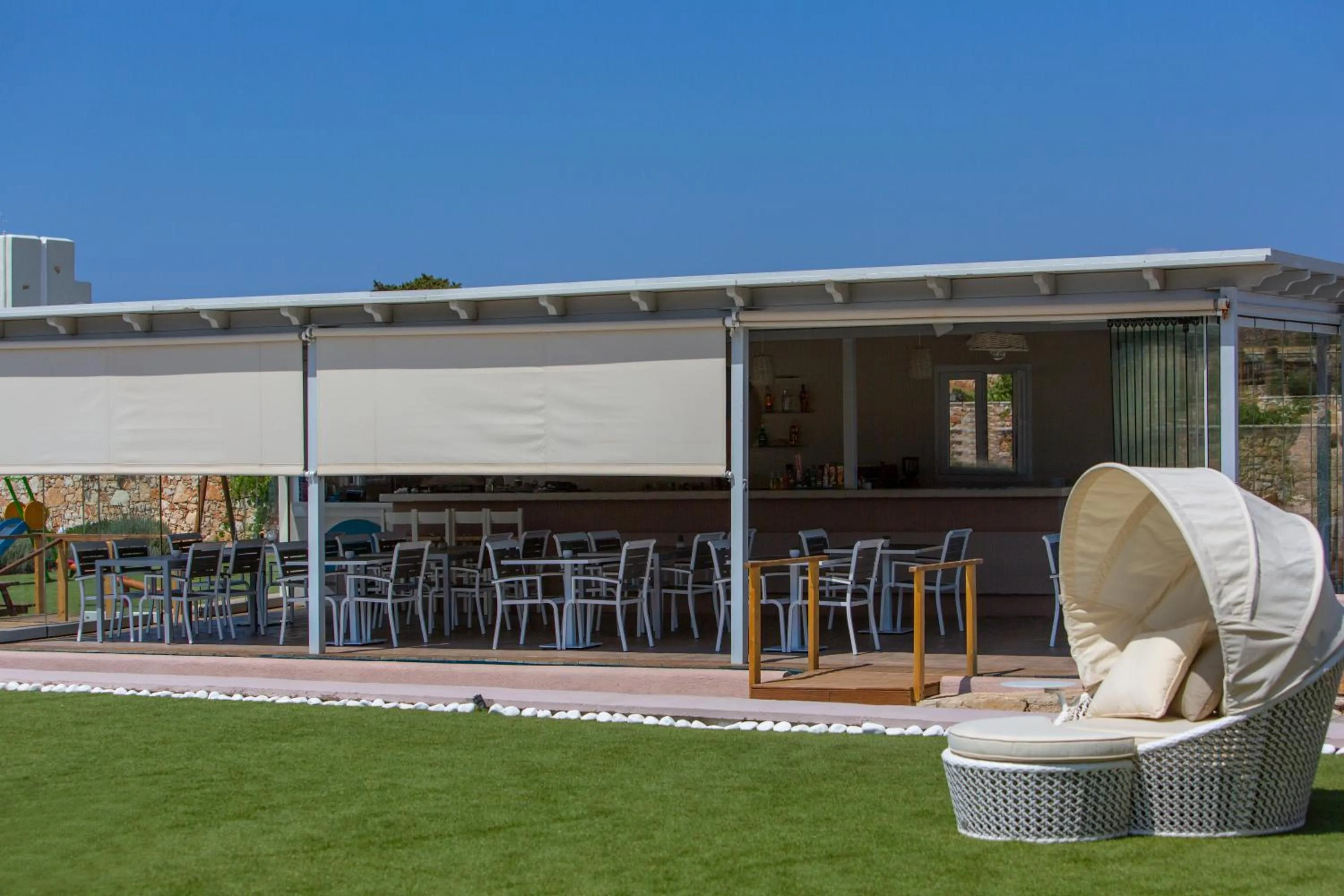 Living room in Sun and Moon Villas