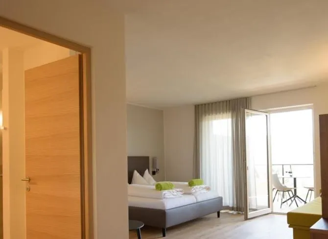 Bed in Brühl Suites&Residence