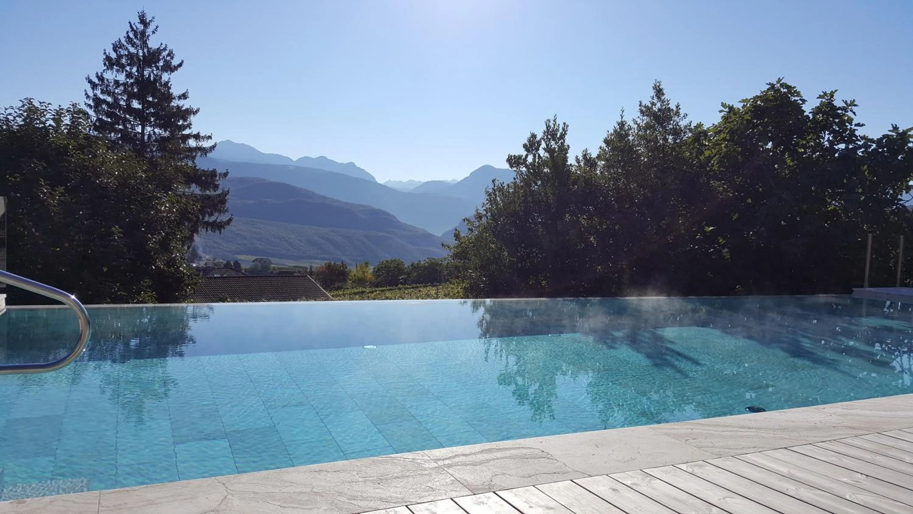 Swimming pool in Brühl Suites&Residence