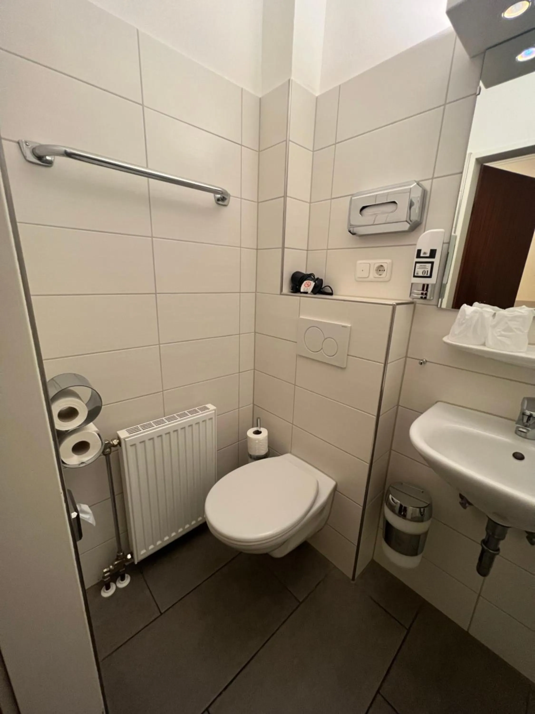 Shower in M&M Hotel - Seevetal