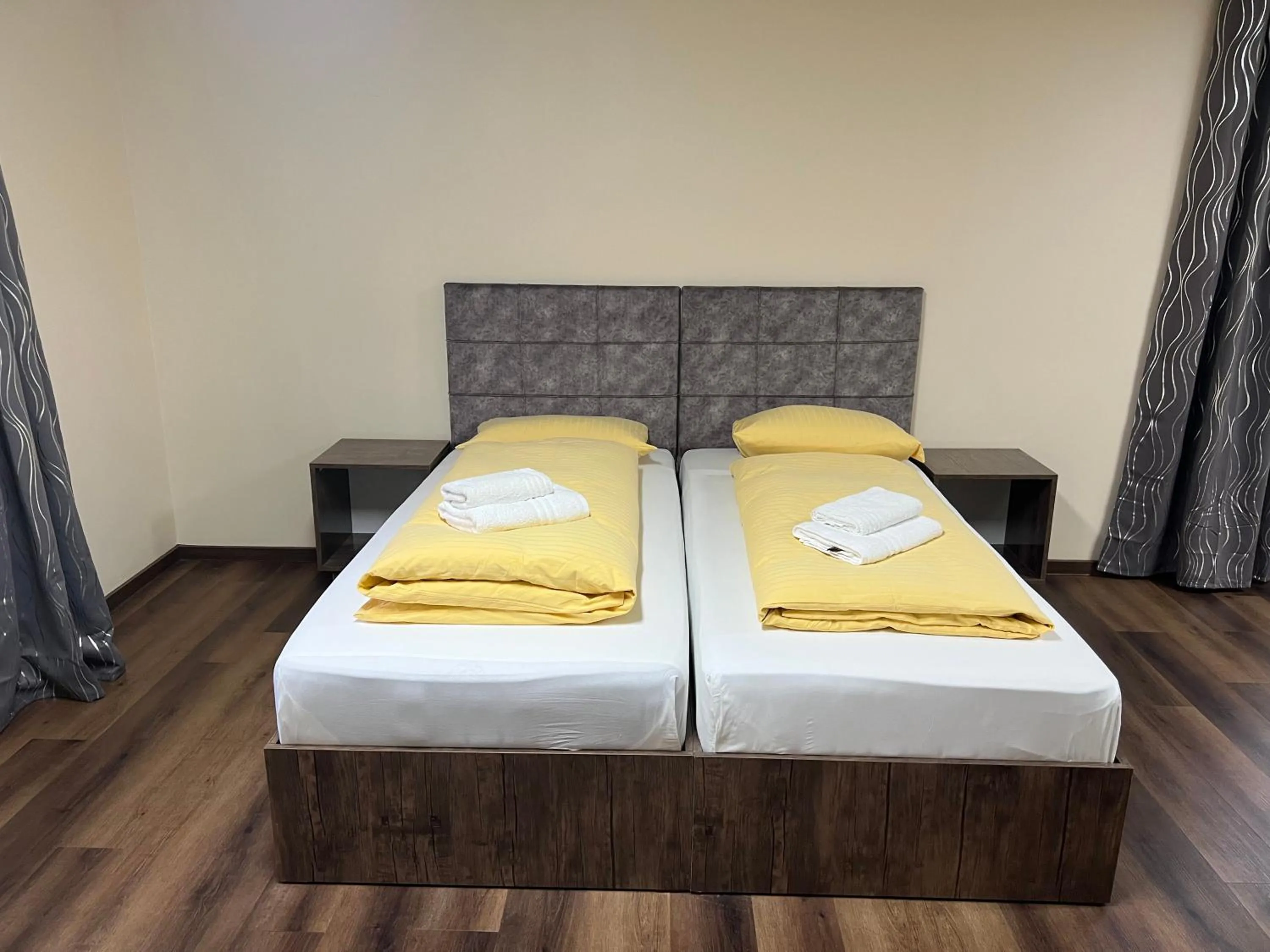 Bed in M&M Hotel - Seevetal