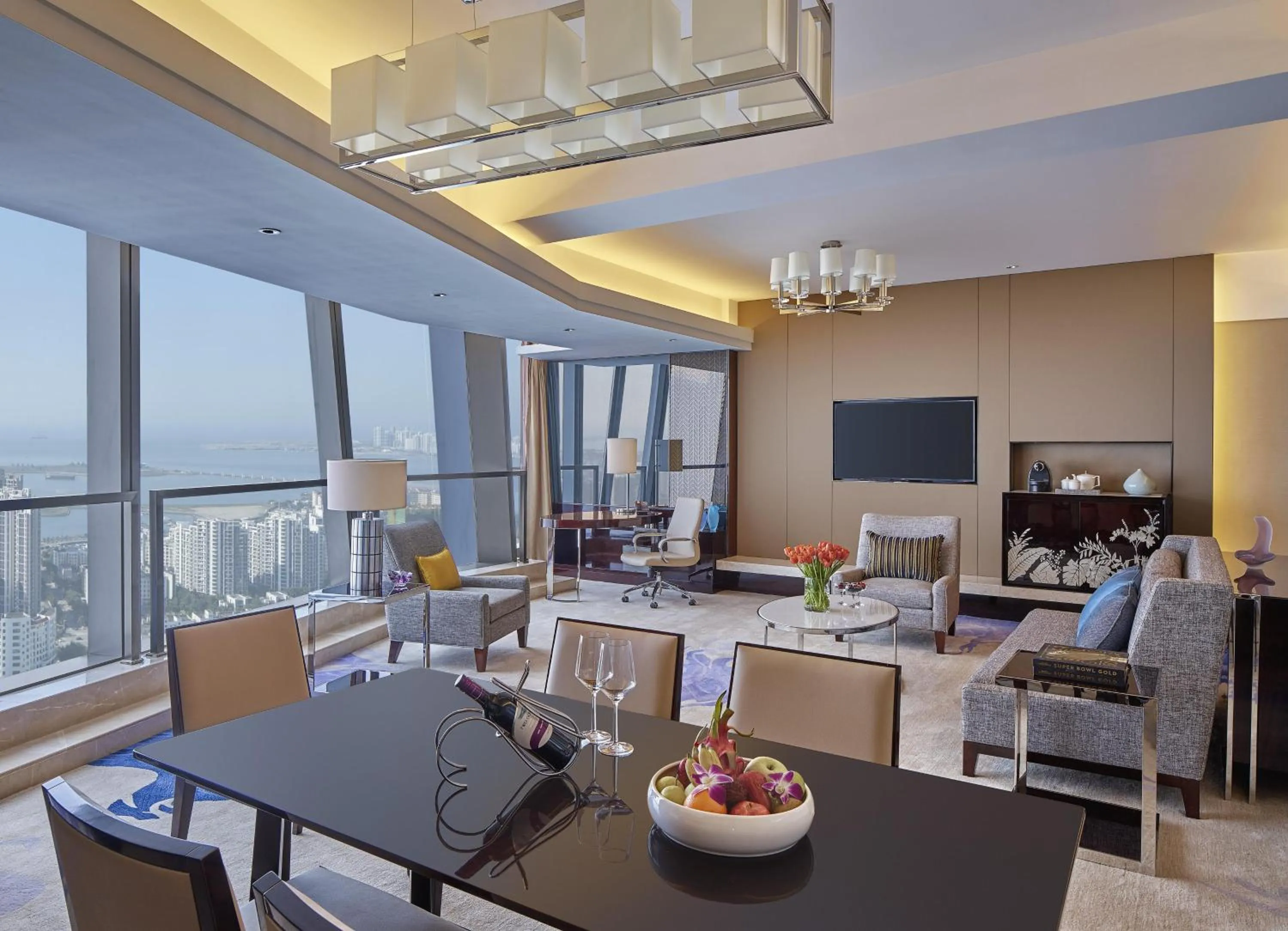 Bedroom in Hilton Haikou